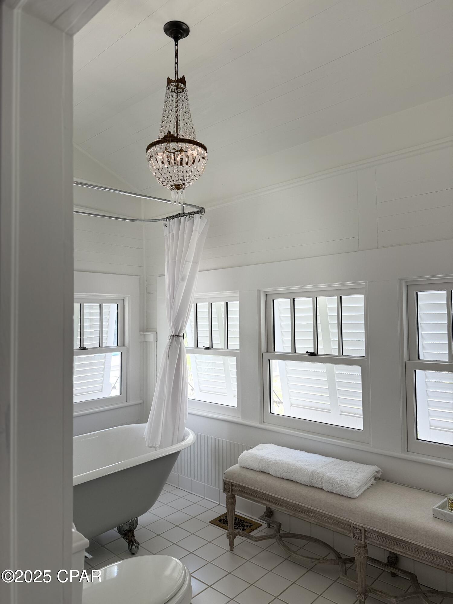 Listing photo id 27 for 1316 Indian Pass Road