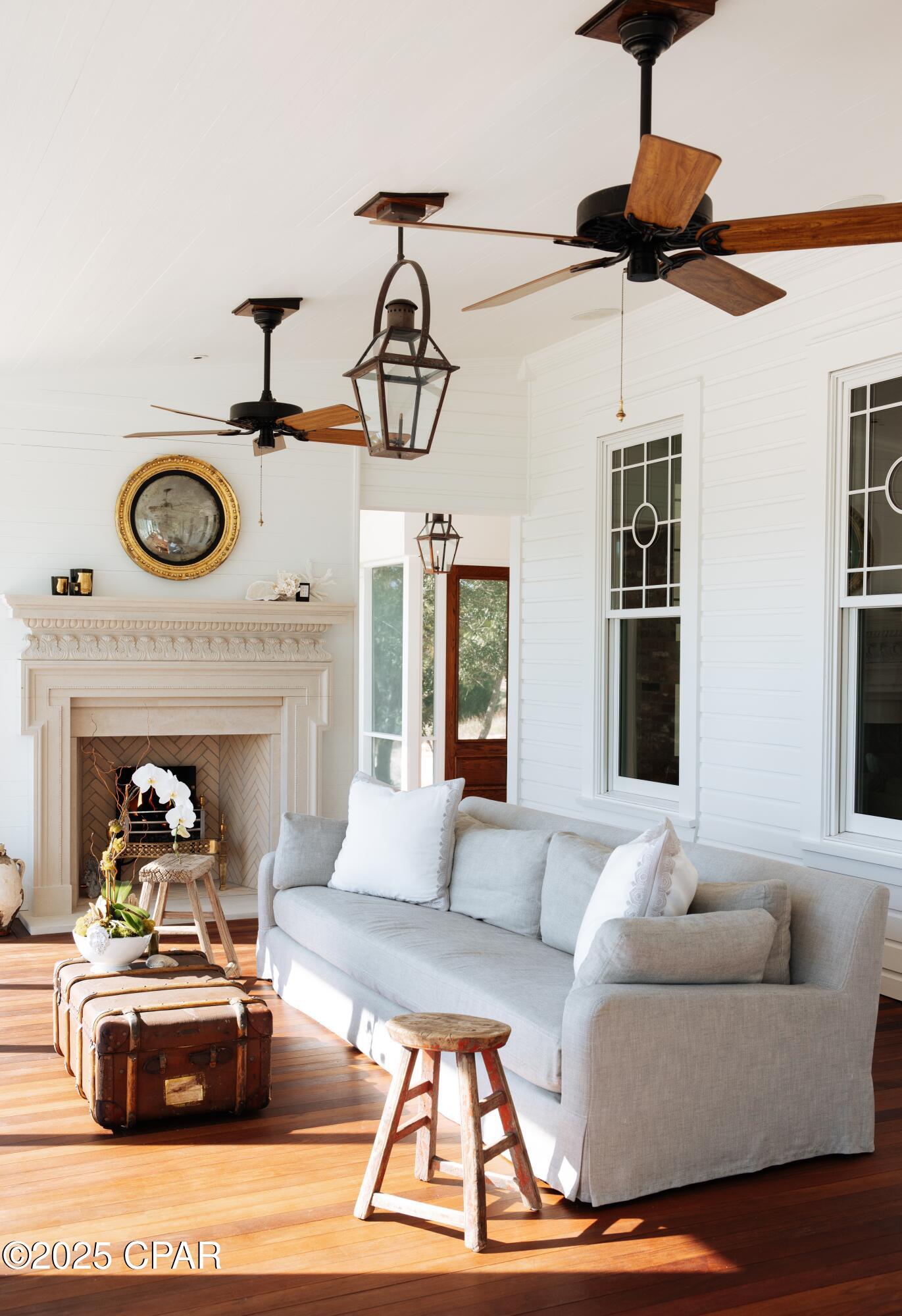 Listing photo id 29 for 1316 Indian Pass Road