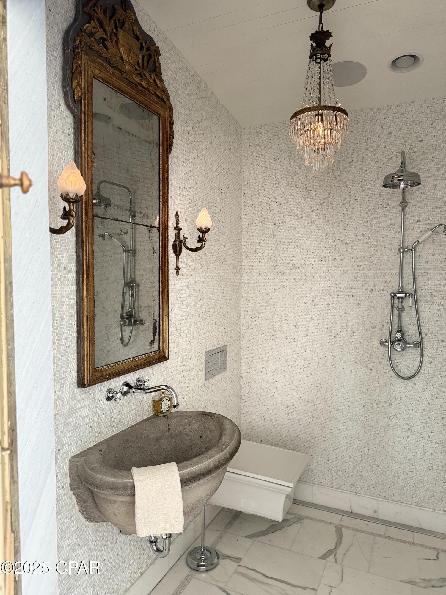 Listing photo id 34 for 1316 Indian Pass Road