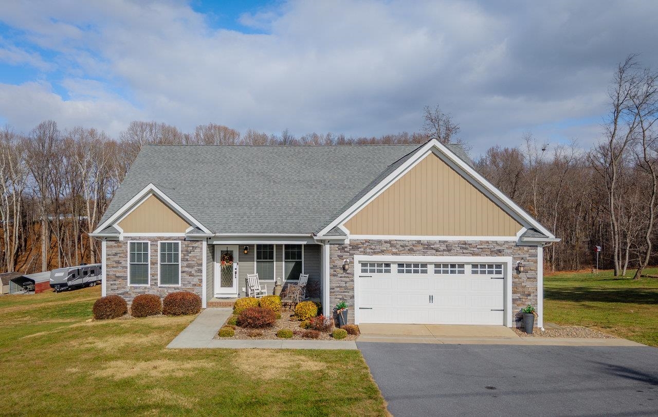 50 HARRISTON RD exterior