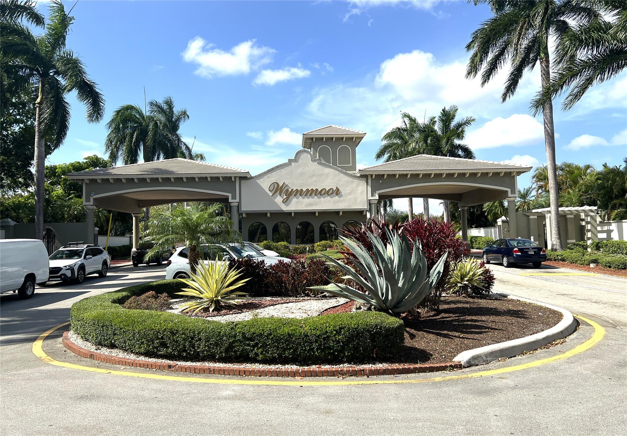 Martinique Village III