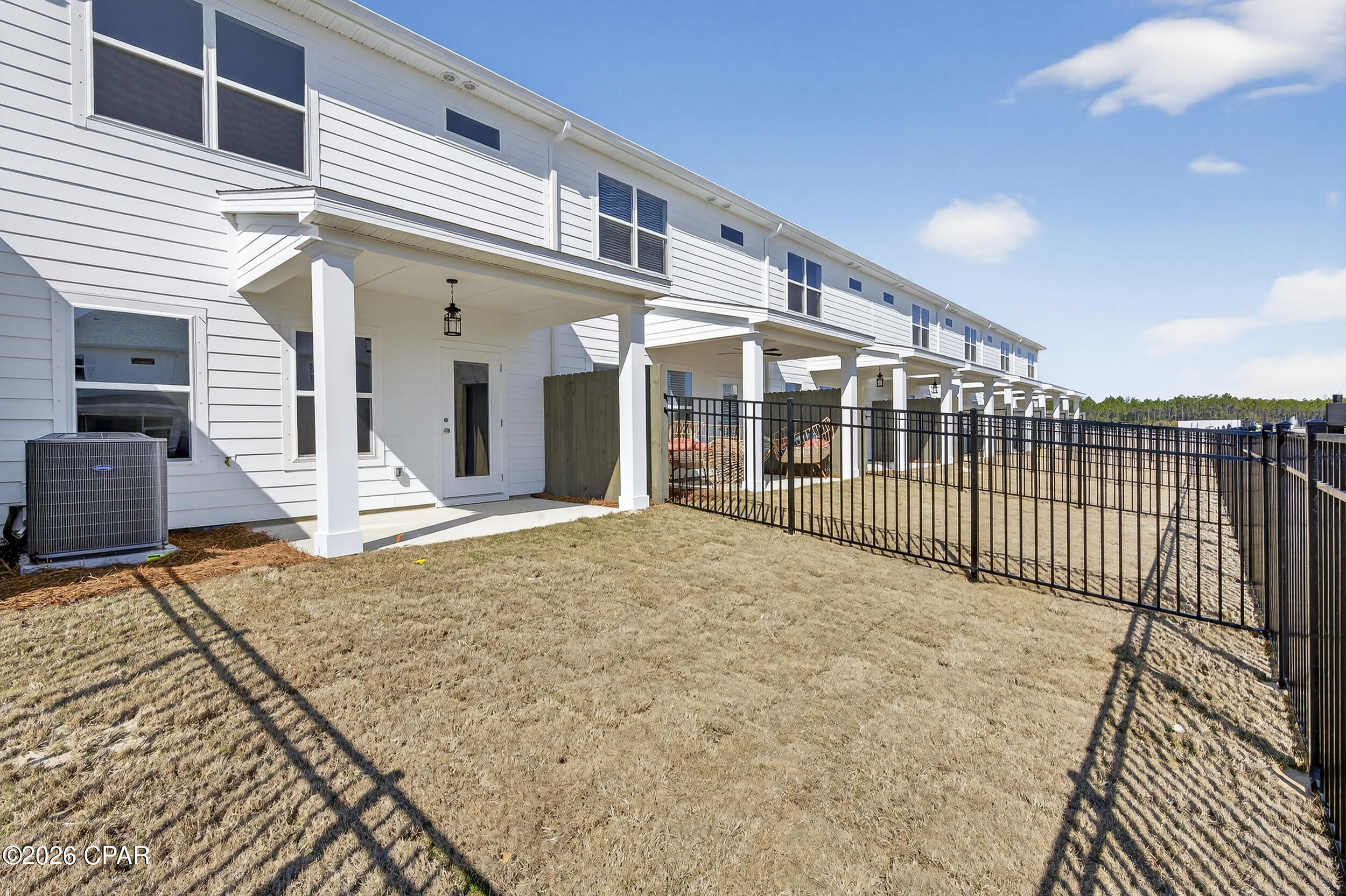 Image 11 For 302 Cyan Lane 87