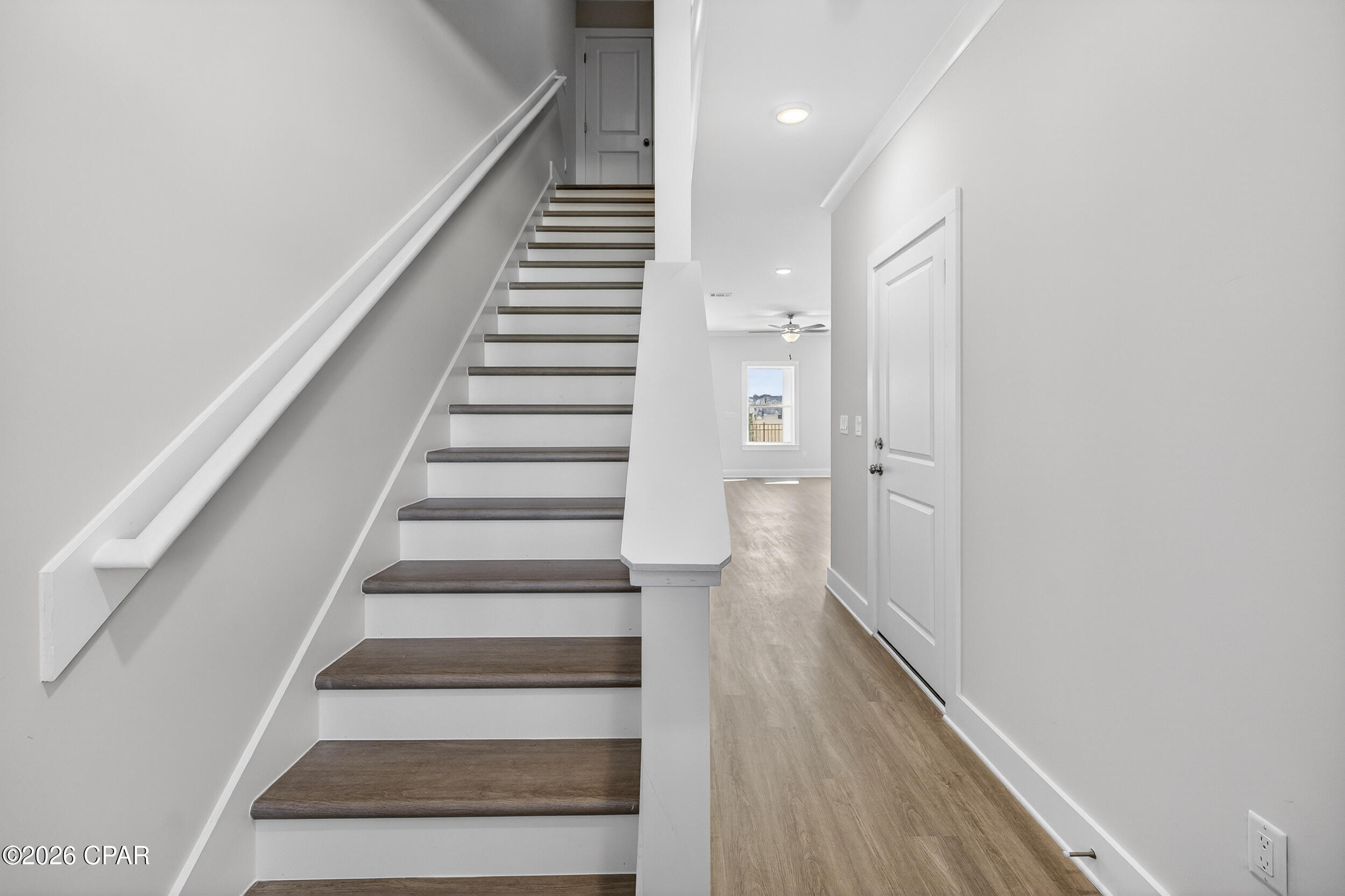 Image 3 For 302 Cyan Lane 87