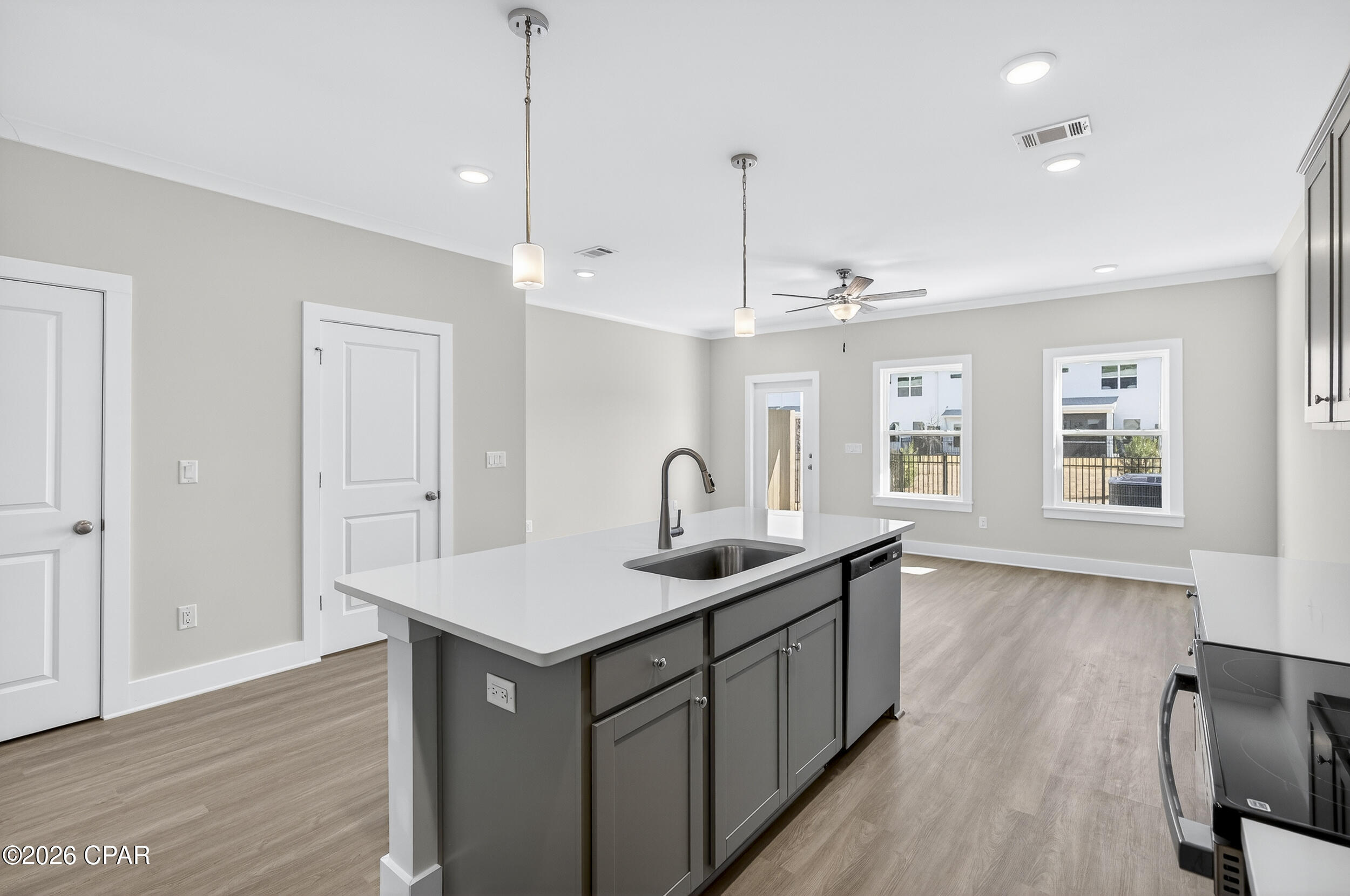 Image 7 For 302 Cyan Lane 87