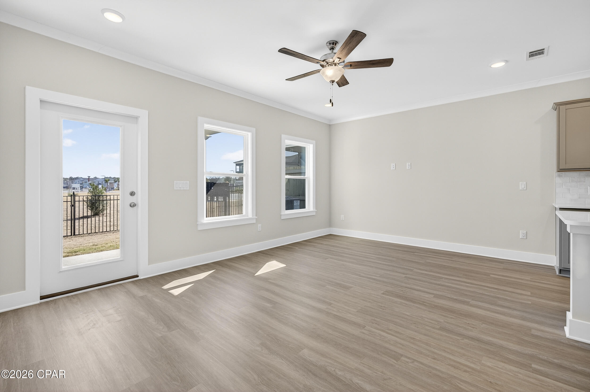 Image 8 For 302 Cyan Lane 87