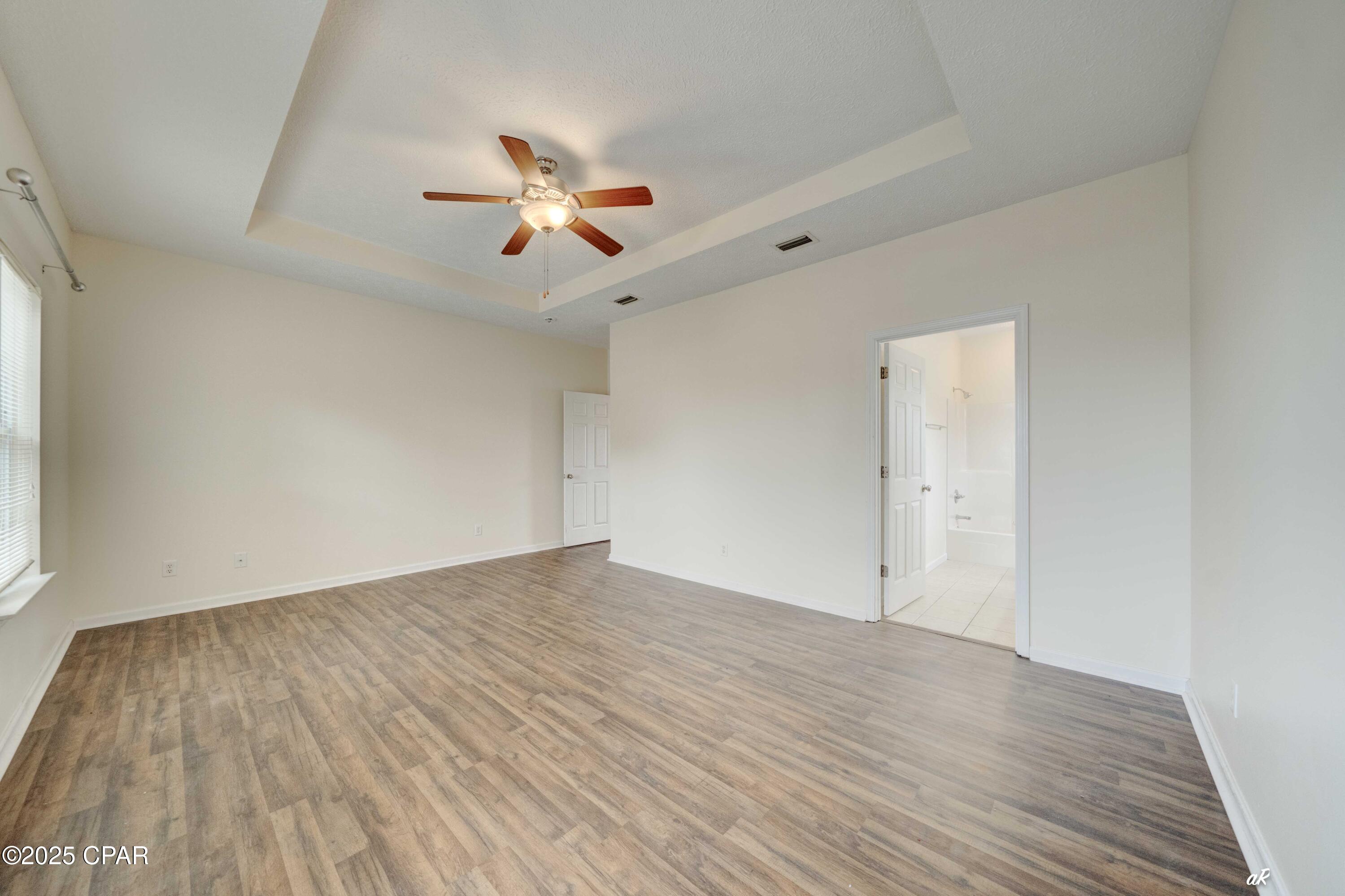 Image 13 For 2608 Laurel Drive