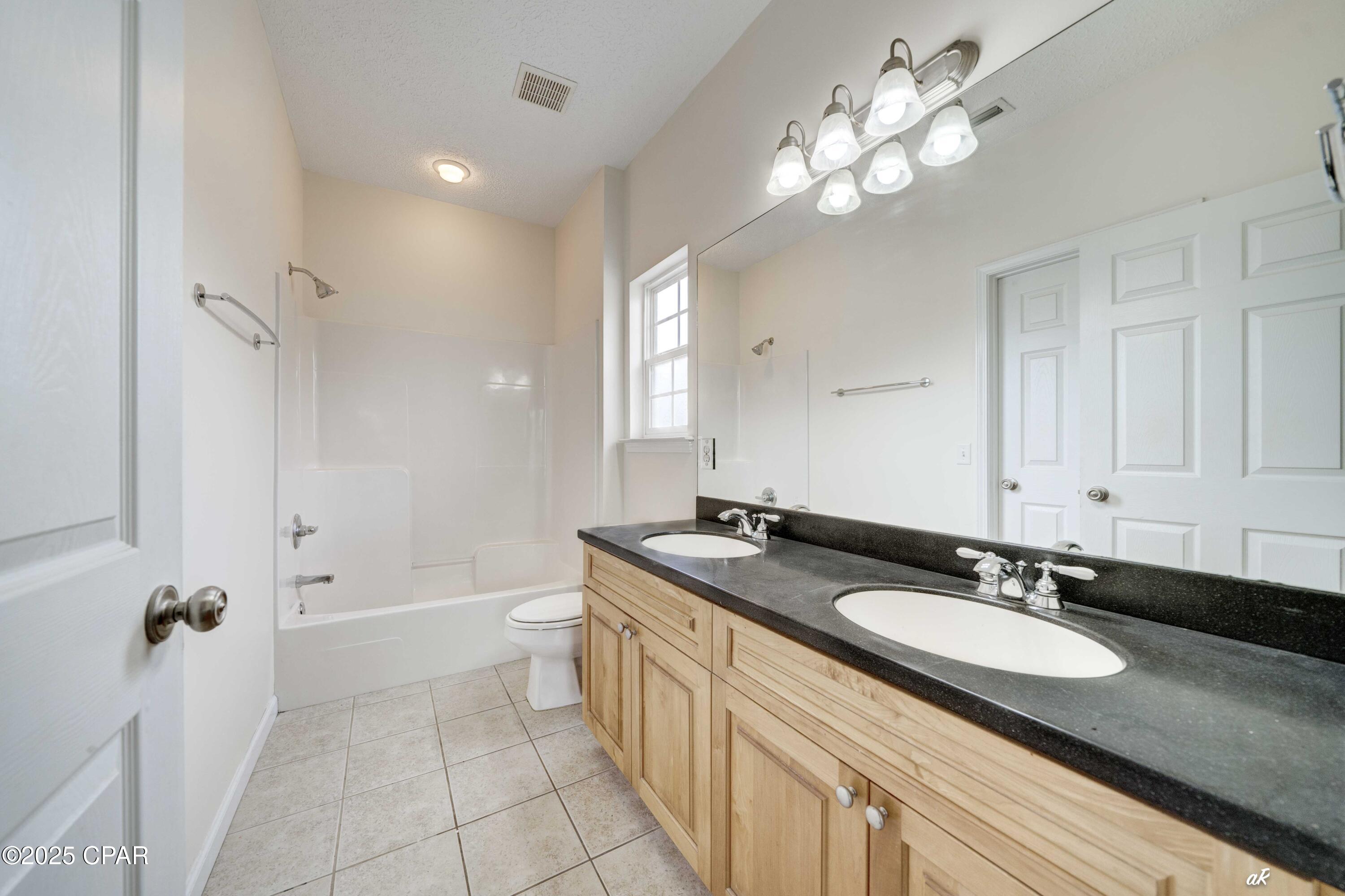 Image 14 For 2608 Laurel Drive