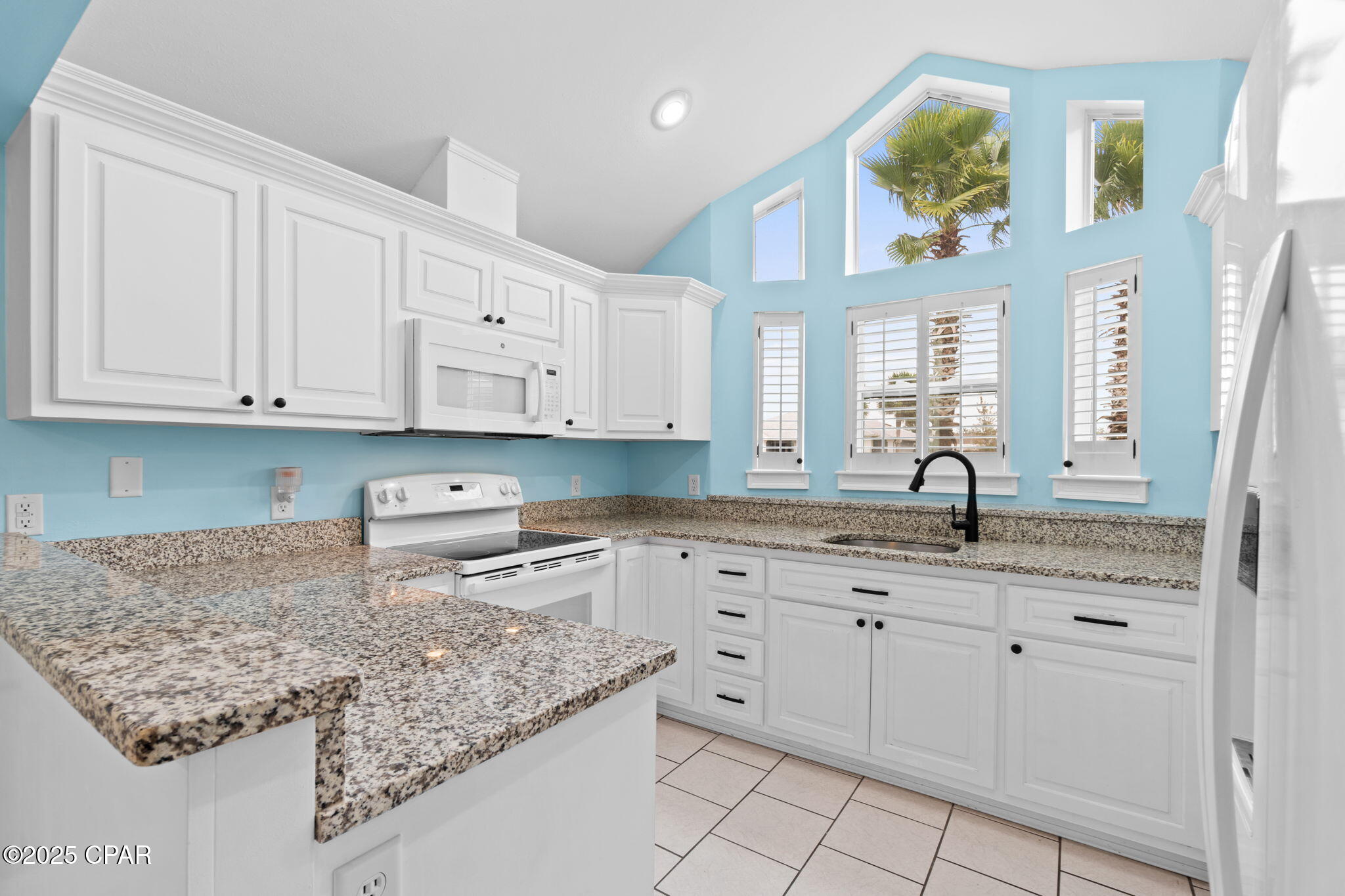 Image 12 For 1714 Scarlett Boulevard