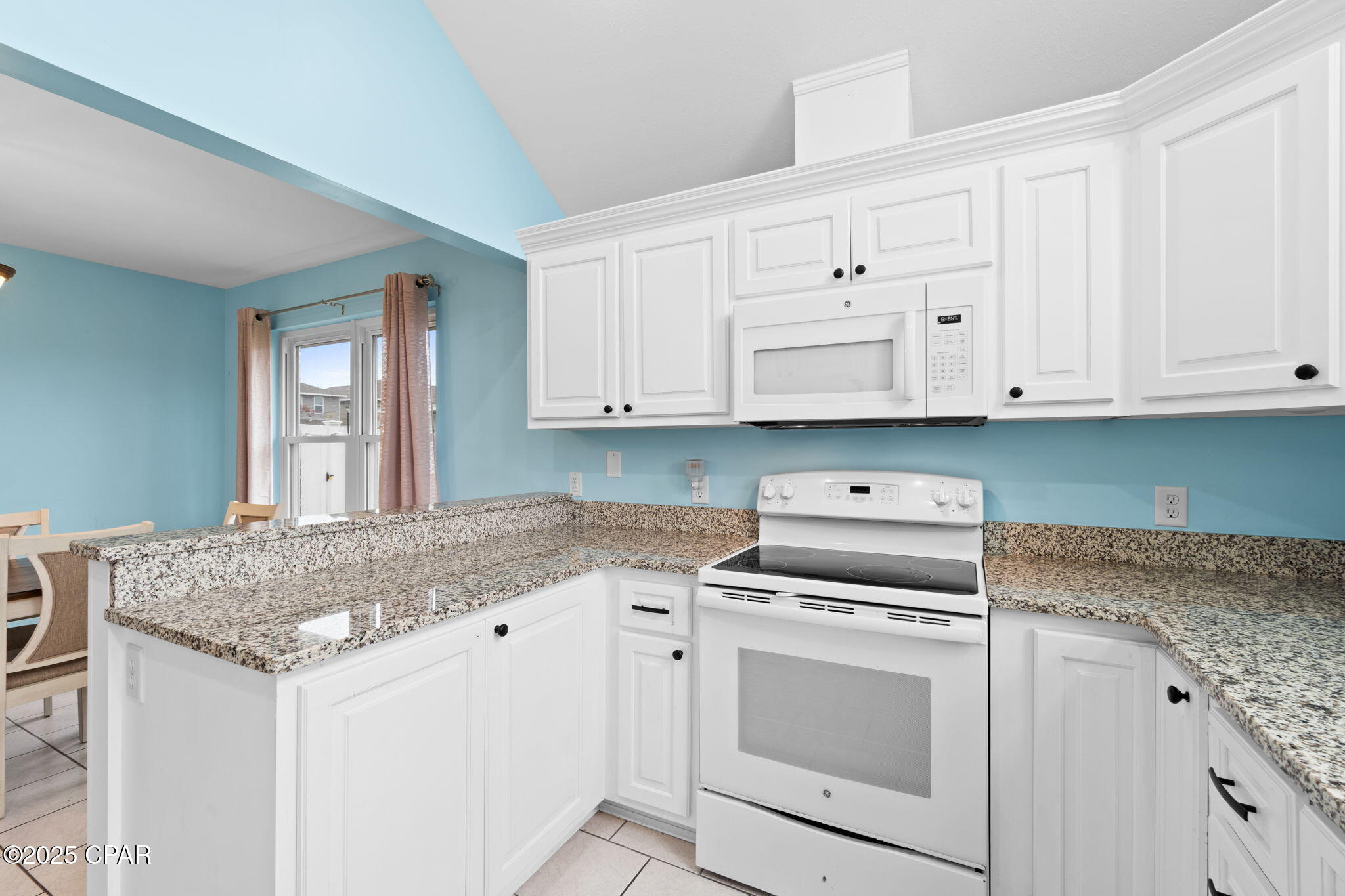 Image 14 For 1714 Scarlett Boulevard