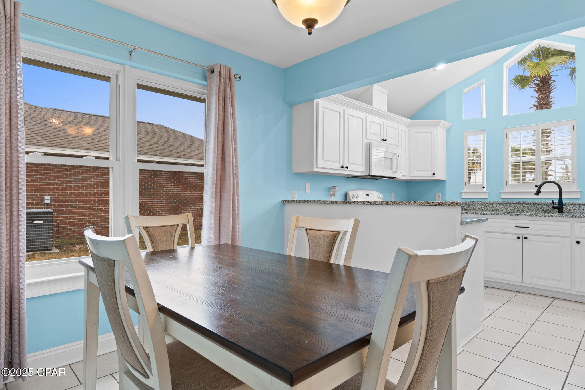 Image 18 For 1714 Scarlett Boulevard