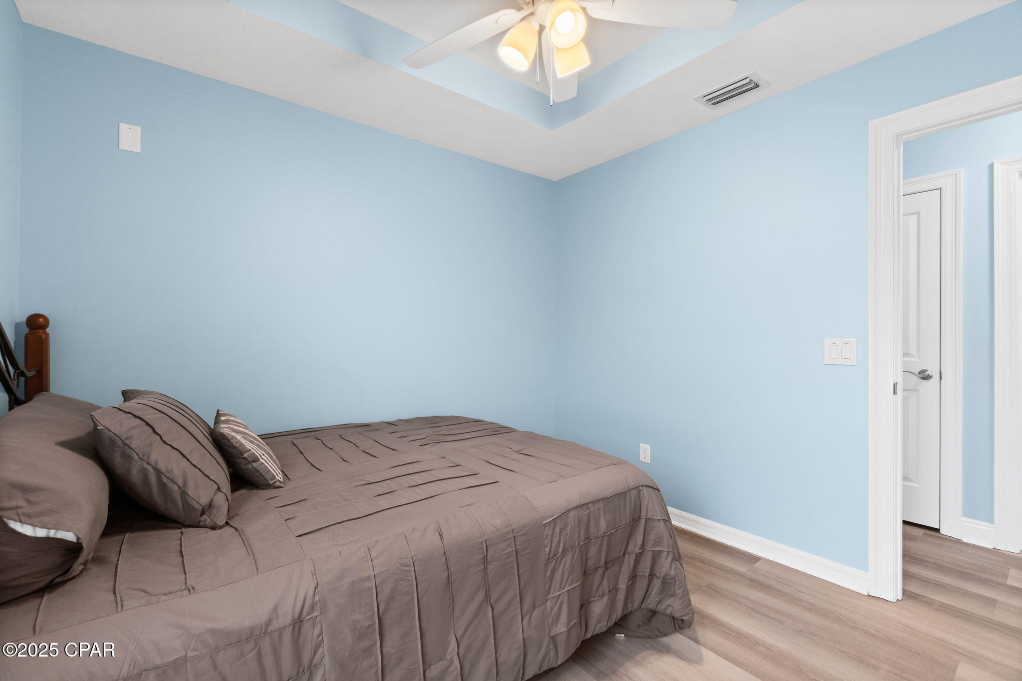 Image 27 For 1714 Scarlett Boulevard