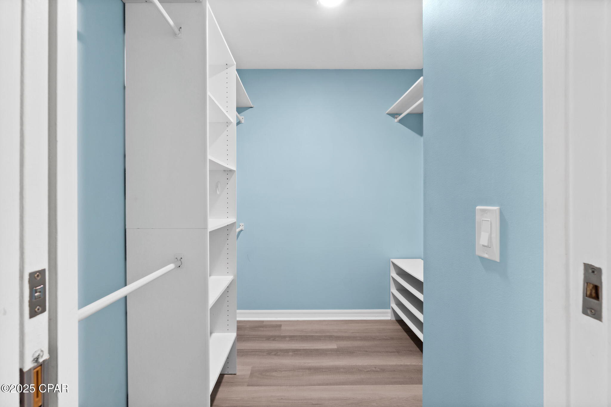 Image 29 For 1714 Scarlett Boulevard