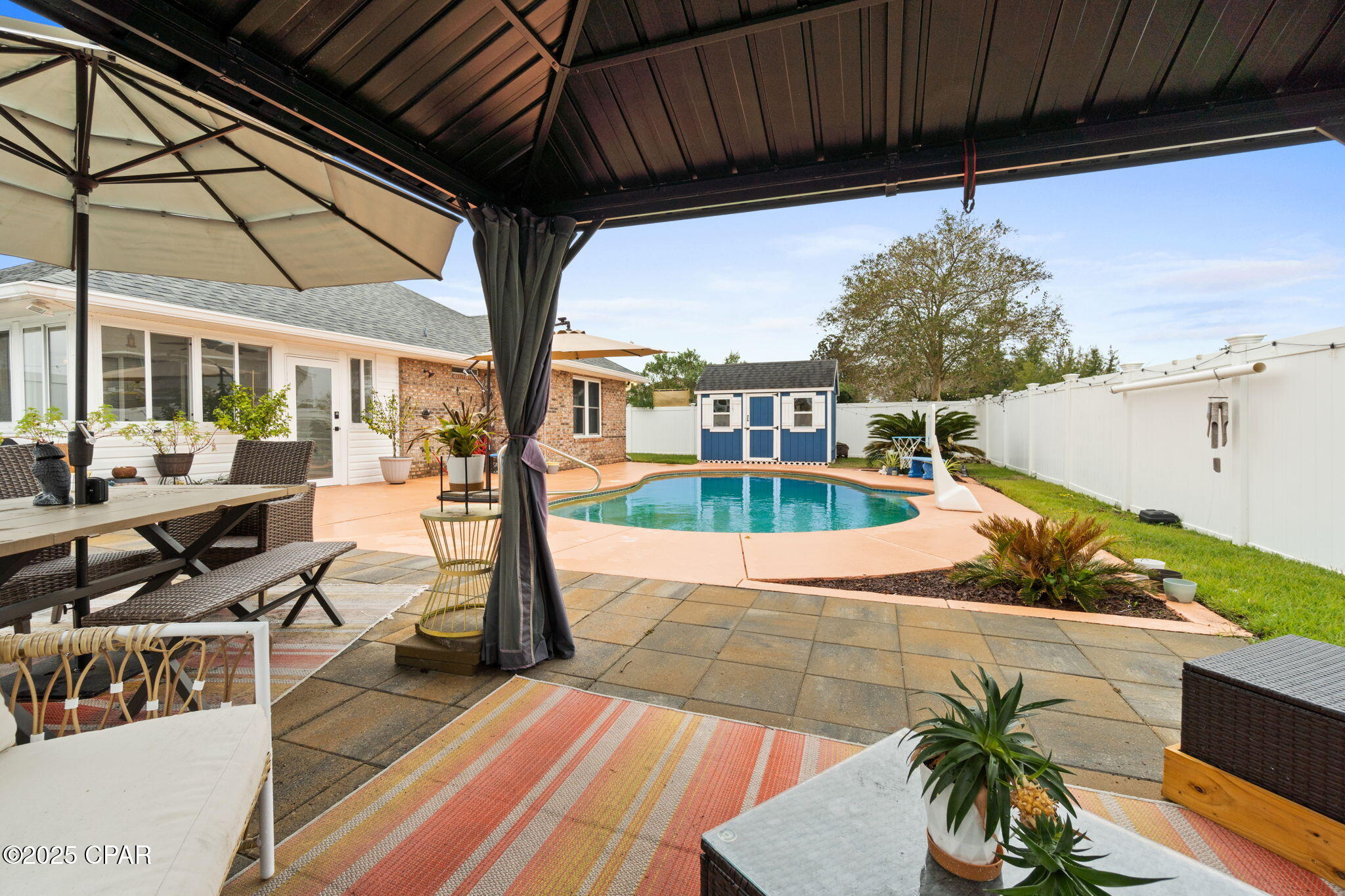 Image 3 For 1714 Scarlett Boulevard