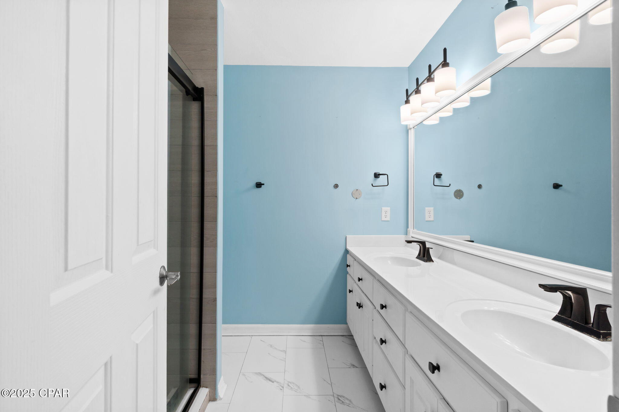 Image 34 For 1714 Scarlett Boulevard