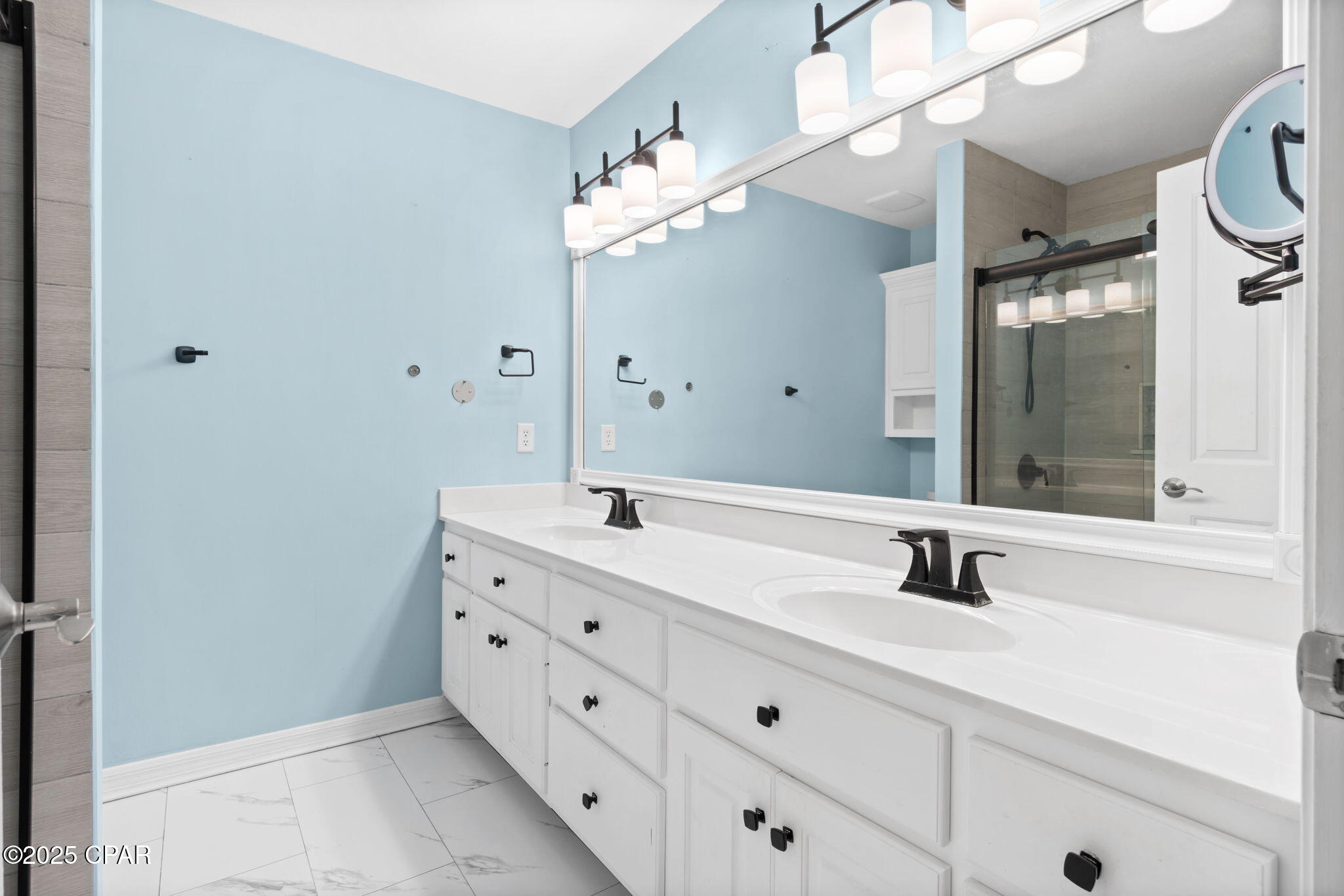 Image 35 For 1714 Scarlett Boulevard