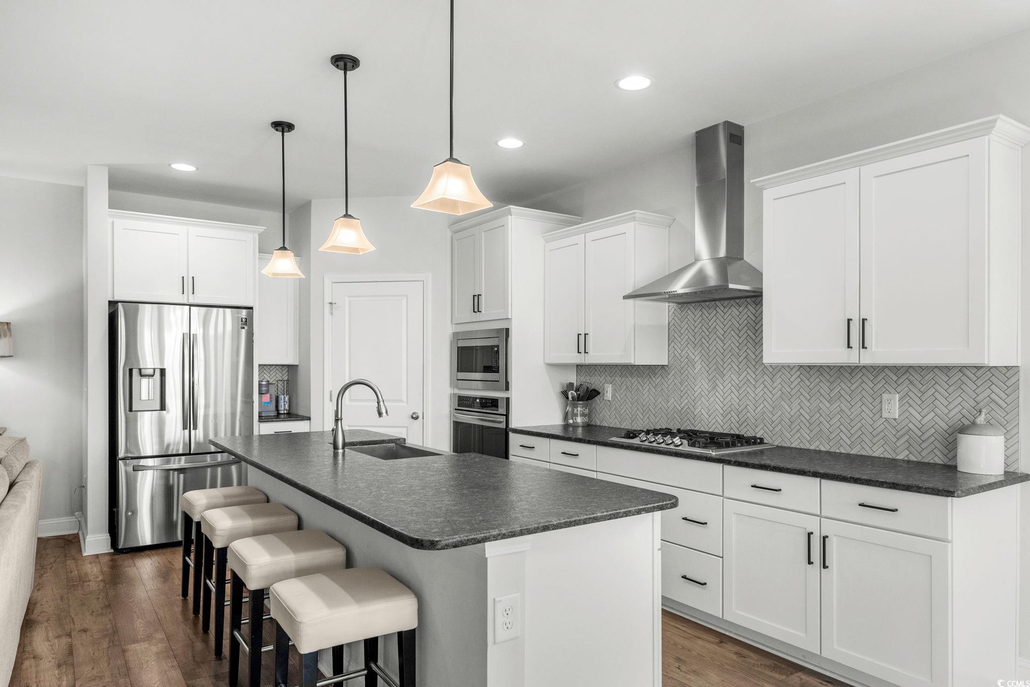 2528502 | Photo 13
