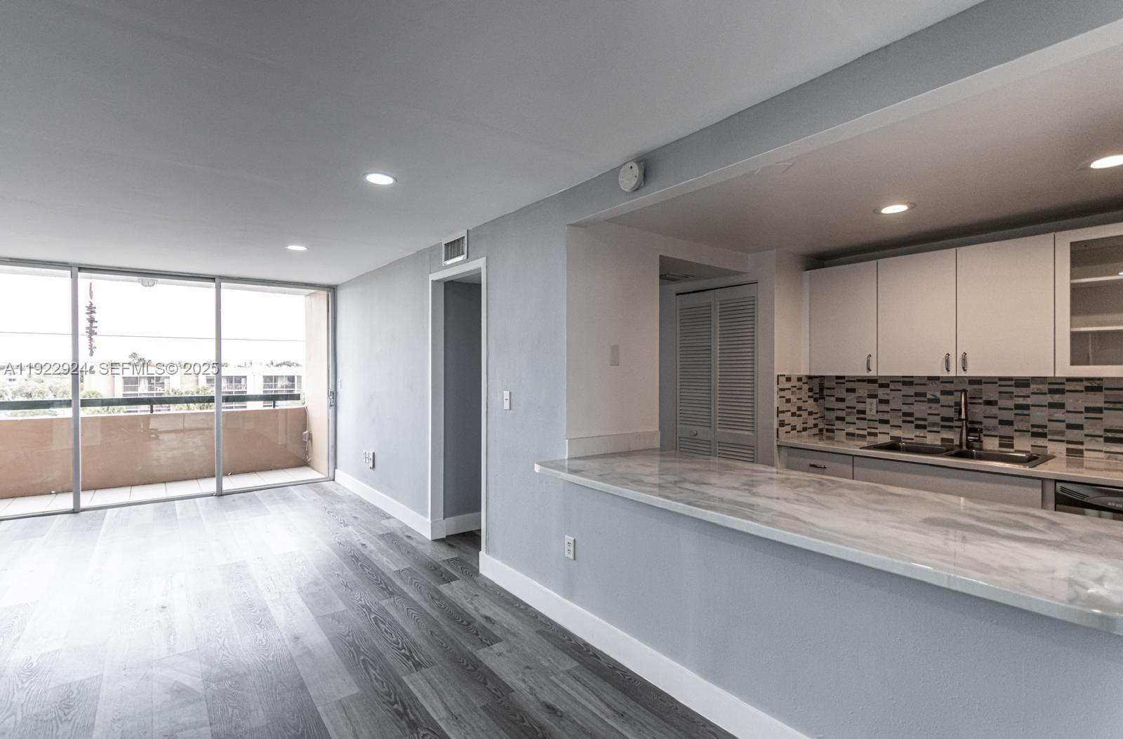 Sandalwood Condo Apts