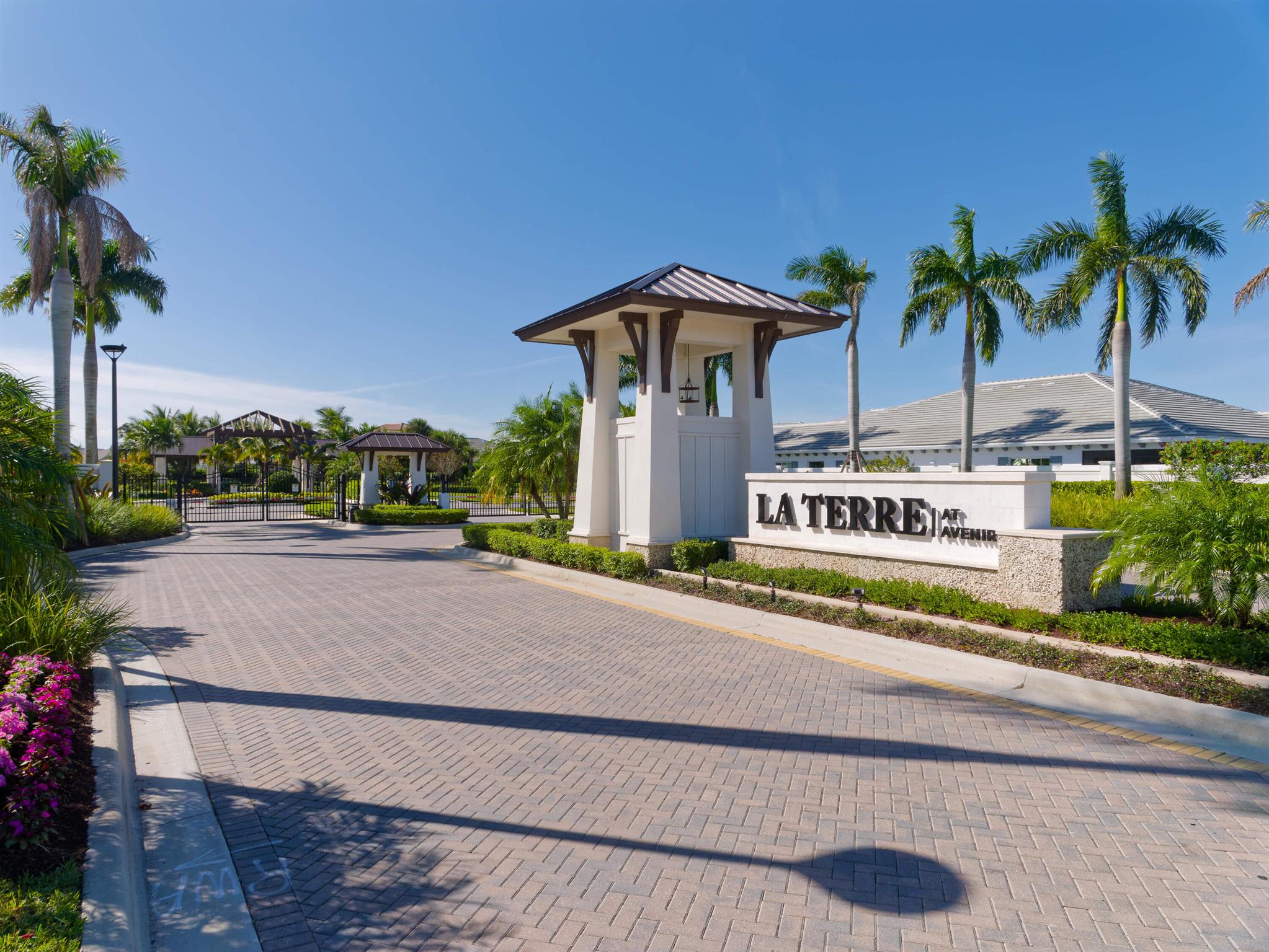 Photo 26 of home located at 12144 Waterstone Circle, Palm Beach Gardens FL