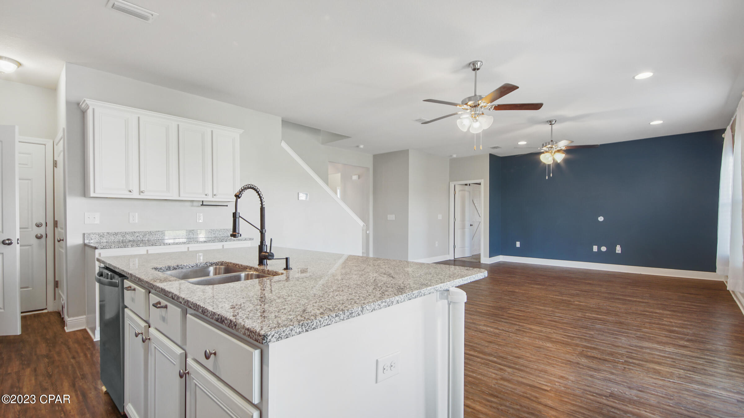 Image 15 For 310 Confidence Way