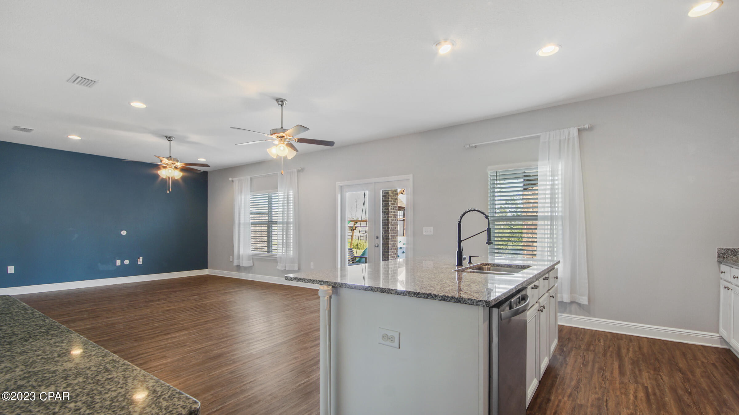 Image 17 For 310 Confidence Way