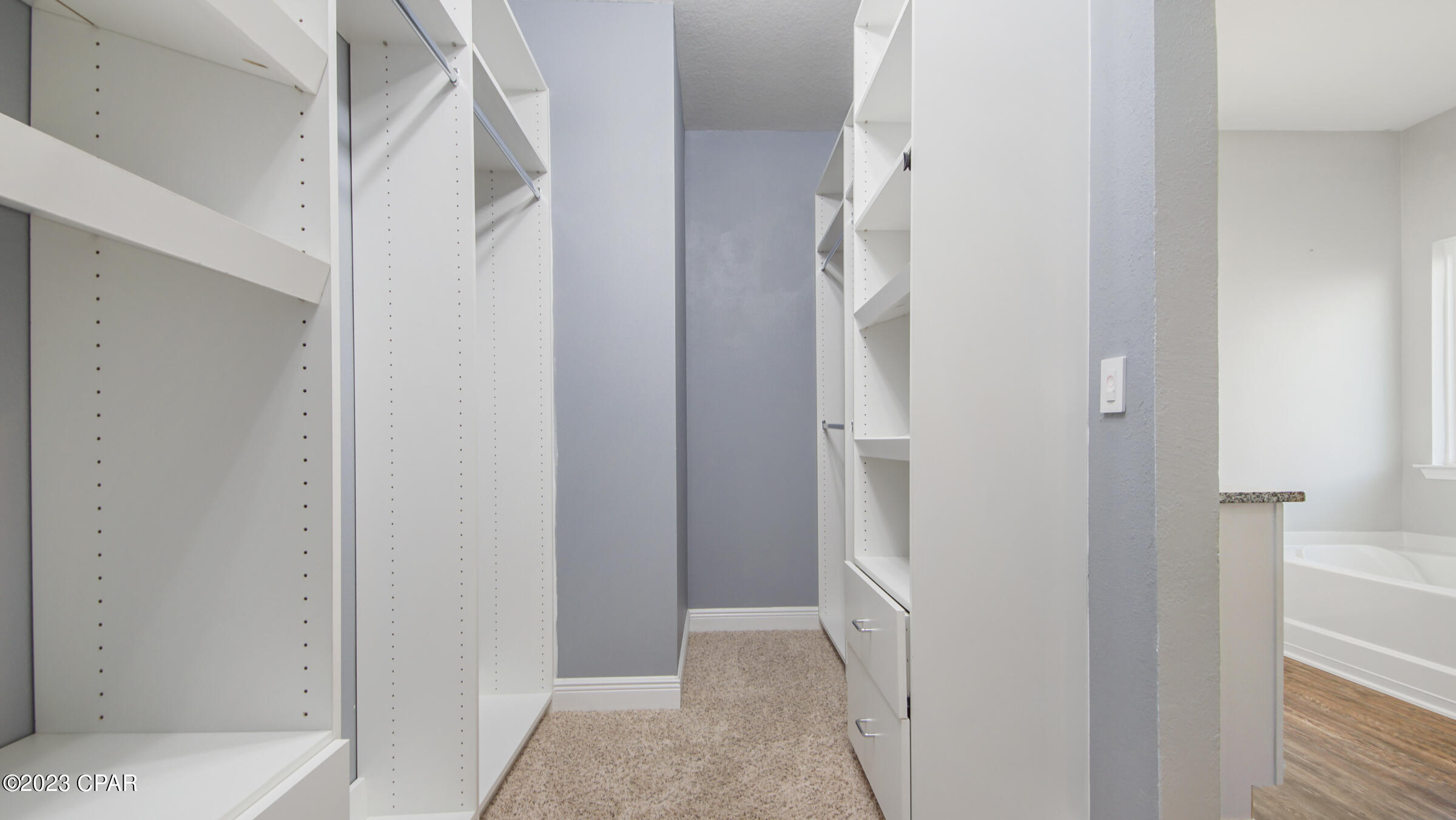 Image 24 For 310 Confidence Way