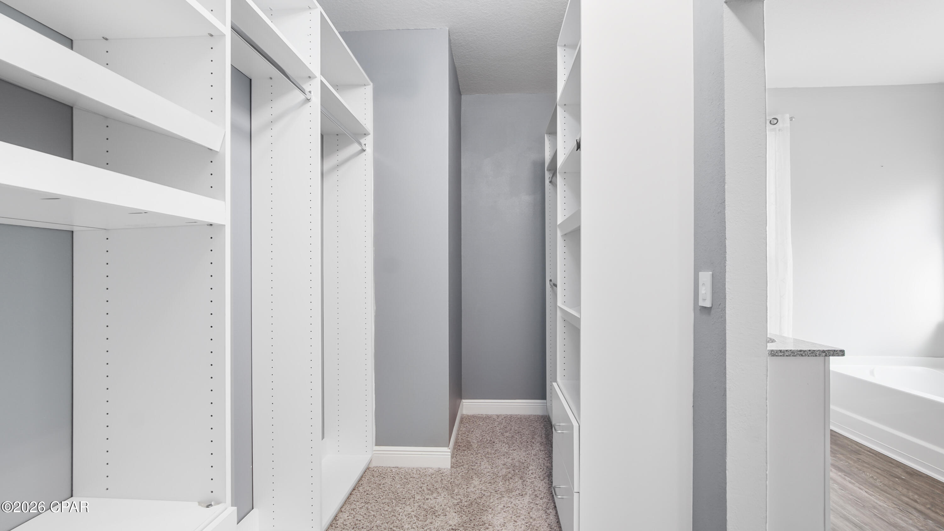 Image 24 For 310 Confidence Way