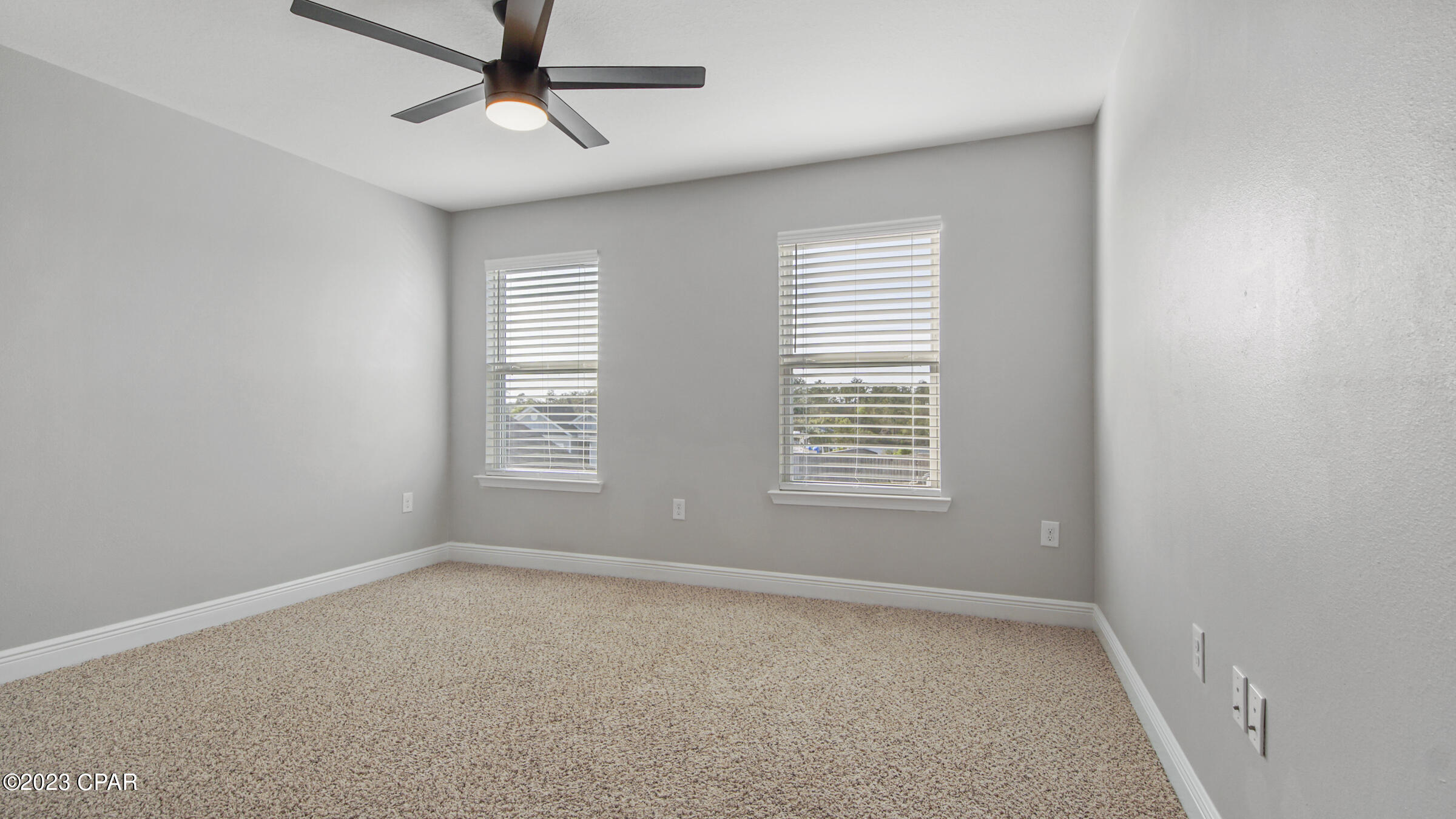 Image 32 For 310 Confidence Way