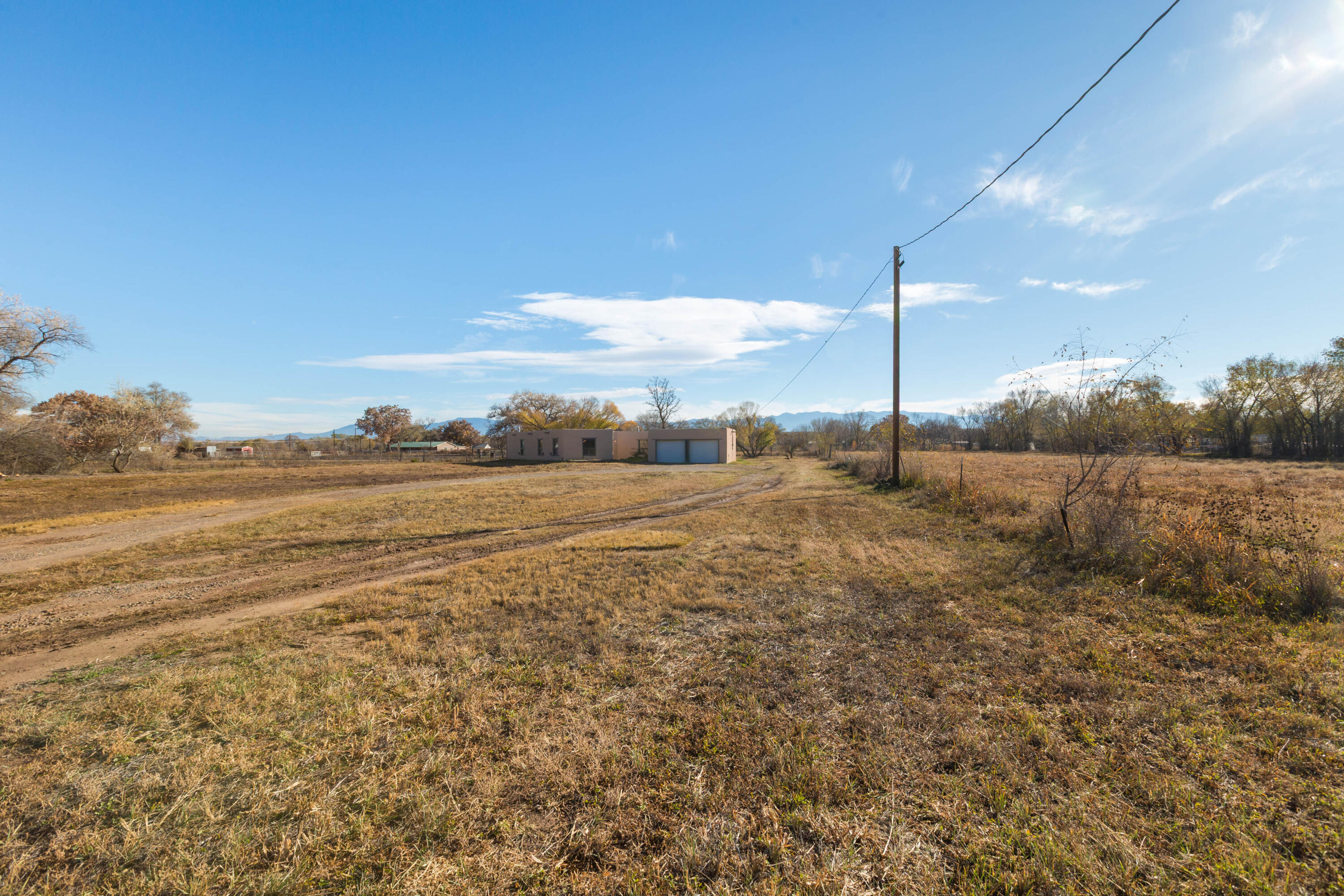 3rd image of 3 Manzano, Belen, NM 87002 | MLS# 1095170