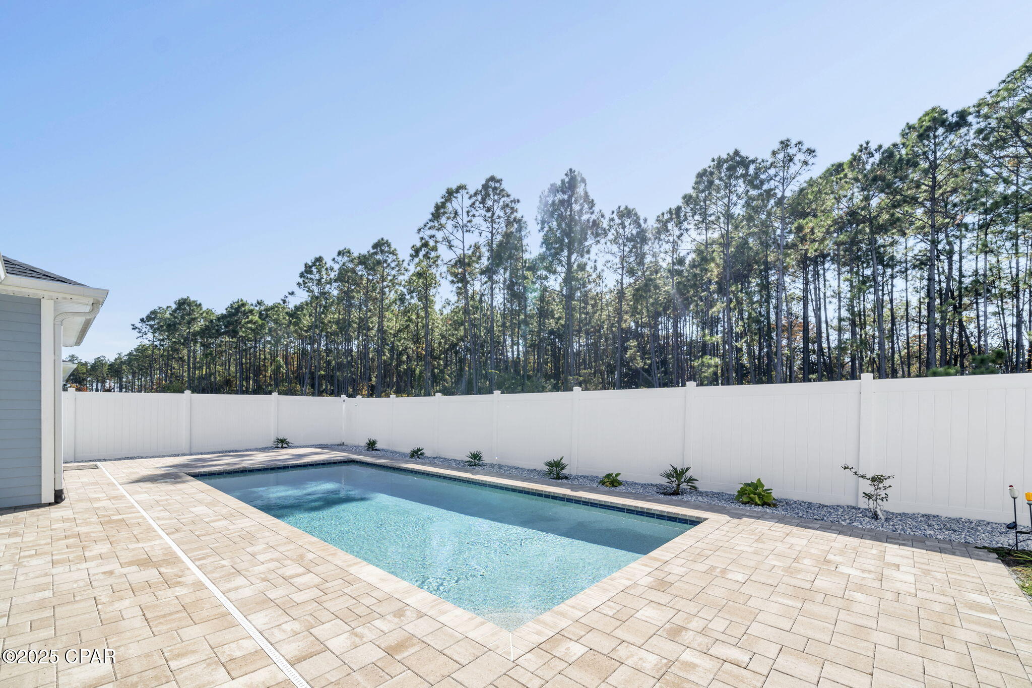 Image 4 For 615 Longpoint Way