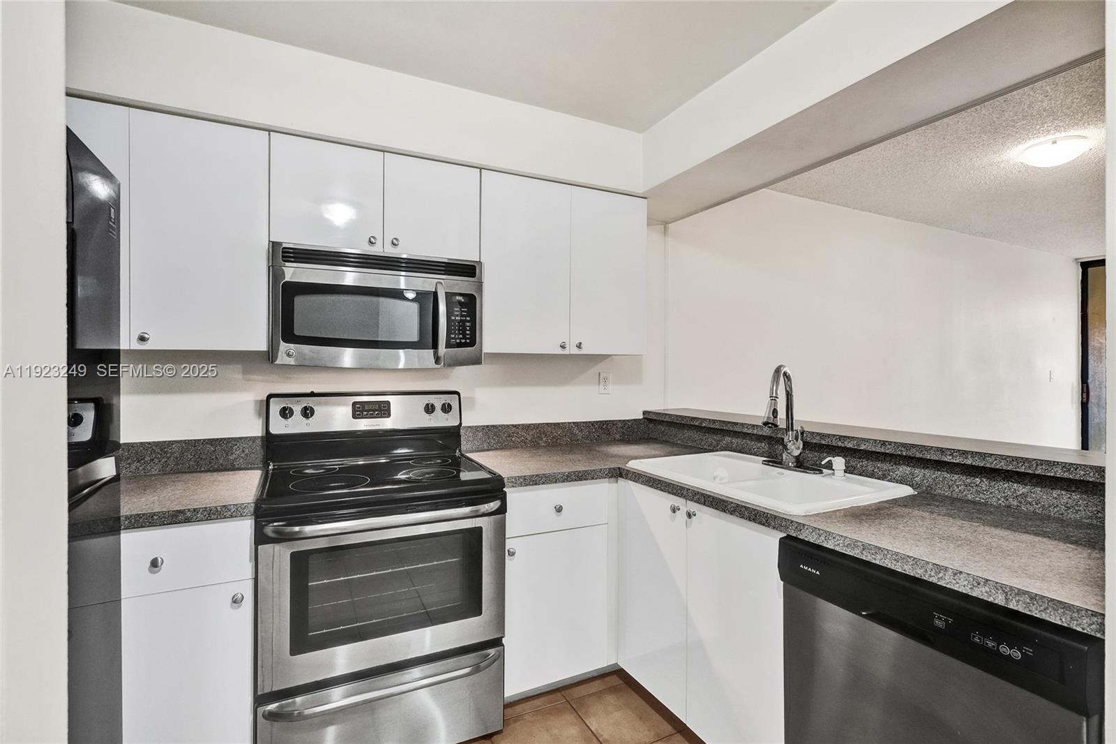 15555 Miami Lakeway N Unit 207, Miami Lakes, Florida 33014