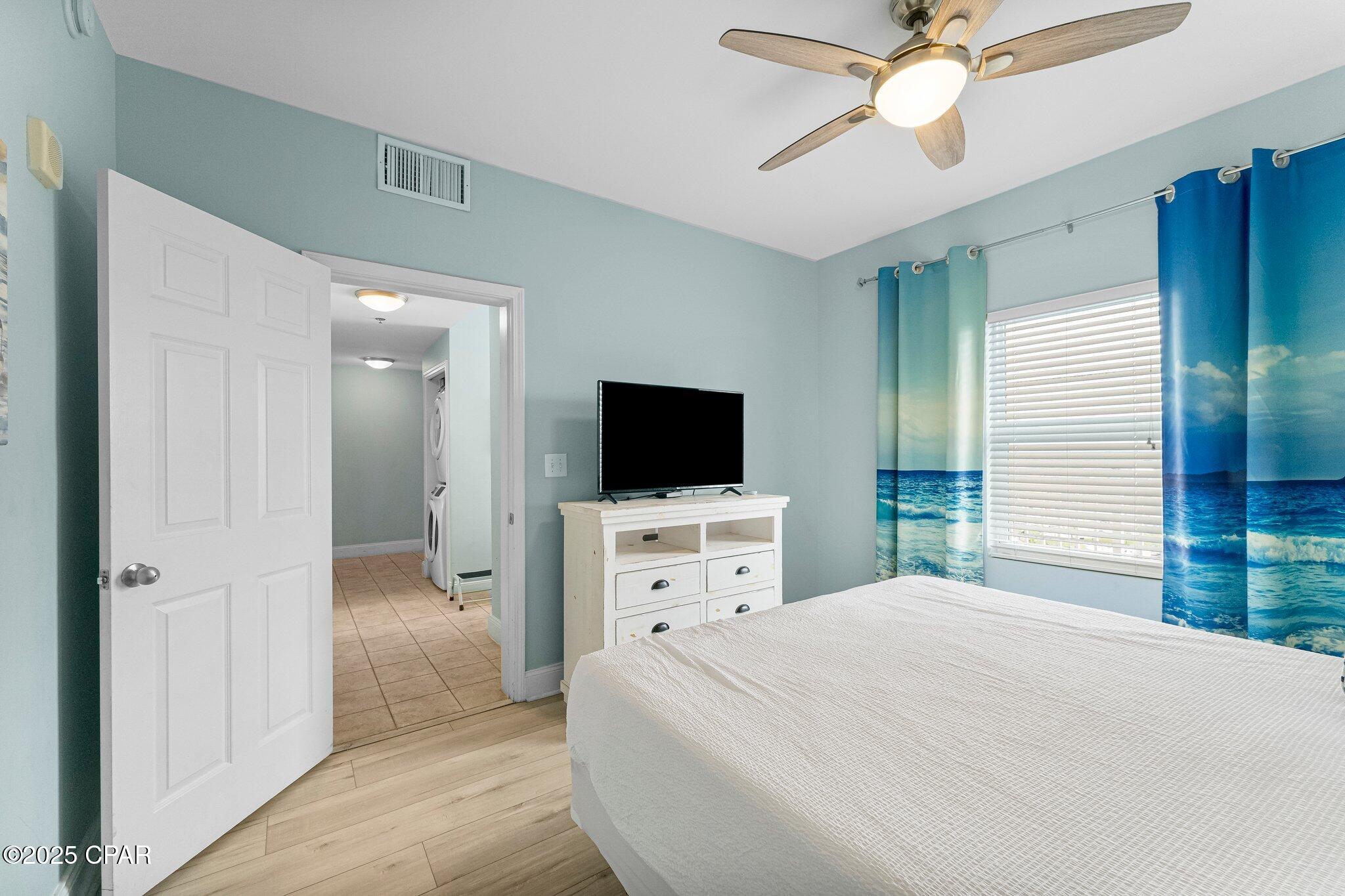 Image 10 For 9860 Thomas Drive 1125