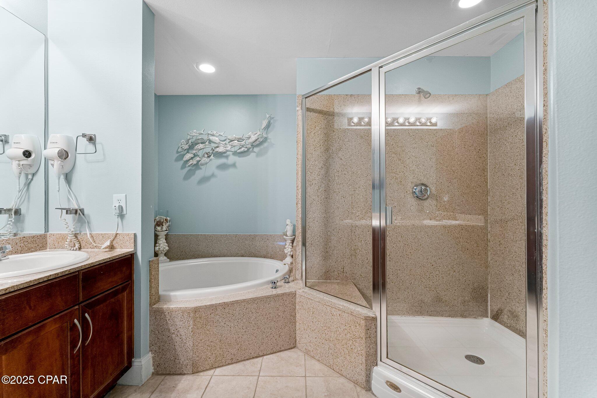 Image 22 For 9860 Thomas Drive 1125