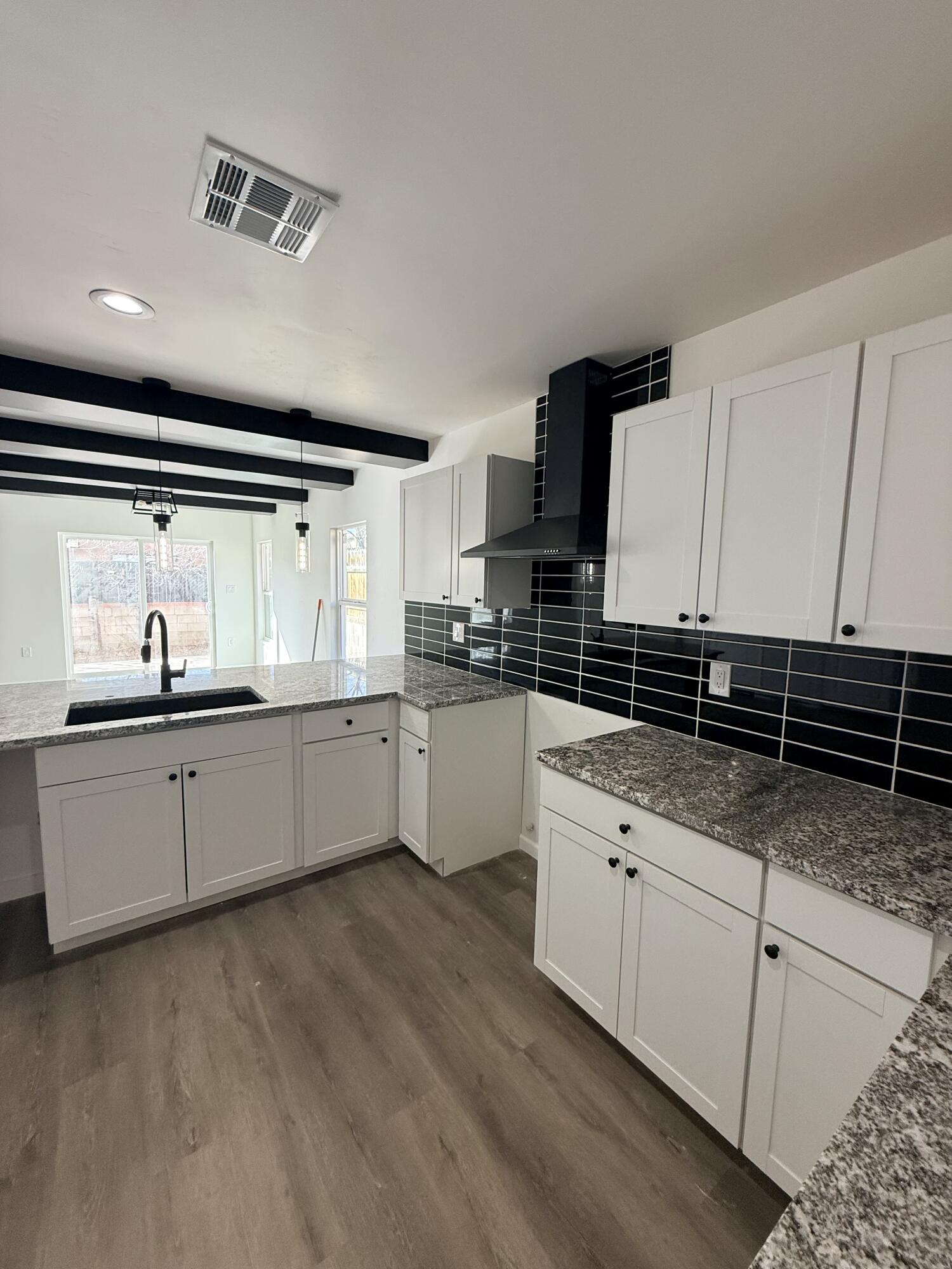 Homes for sale in Albuquerque, NM | 64 Th St Sw, Albuquerque, NM 87121 | MLS# 1095198