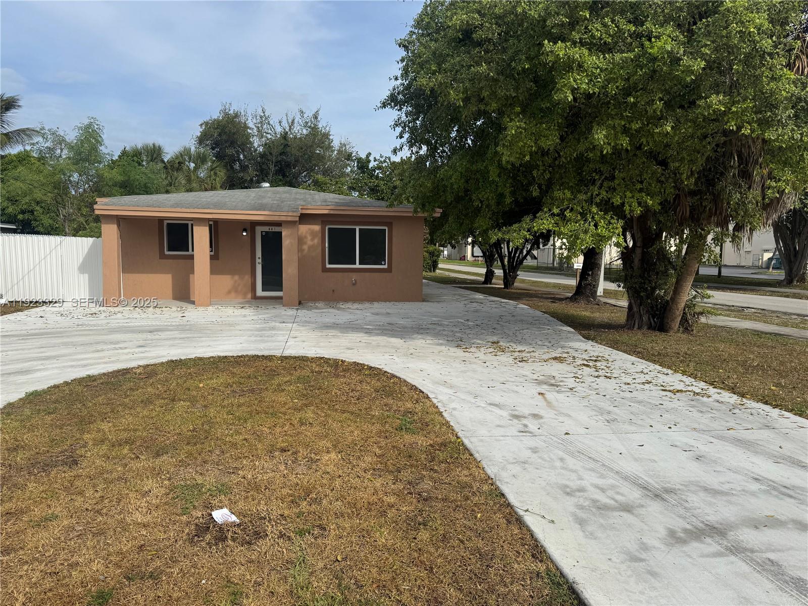 Pinewood Park Extension