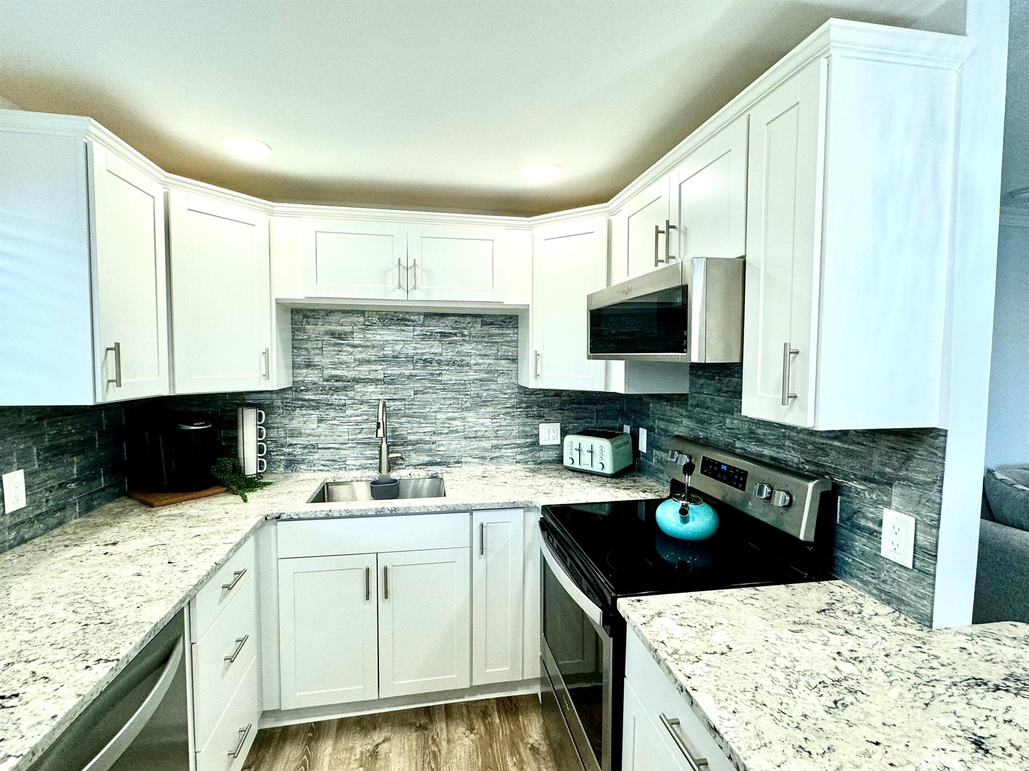 Kings Point Brittany Cond