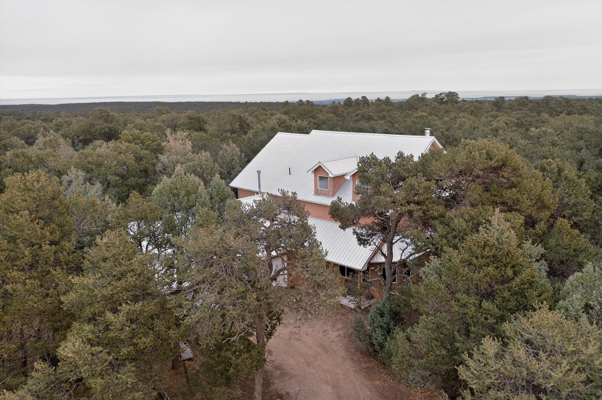 15 Falling Star Drive, Tijeras NM 87059