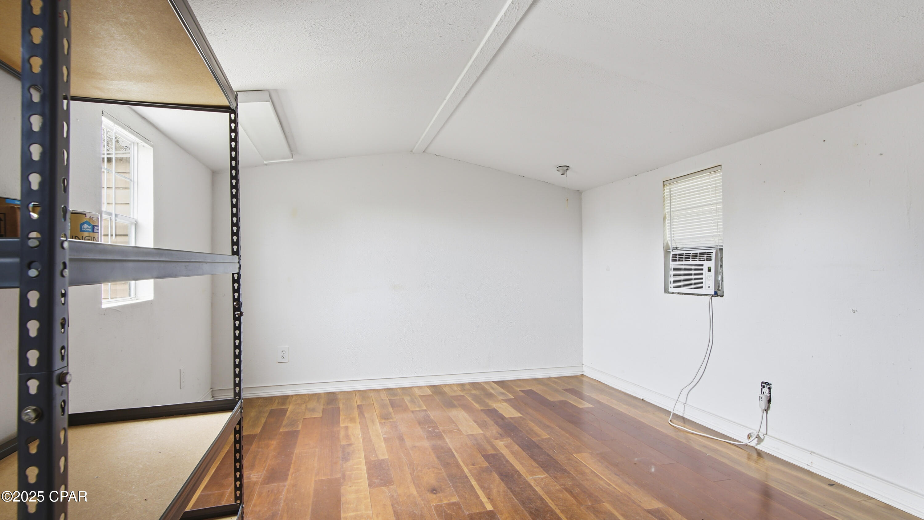 Image 12 For 5644 Martin Court