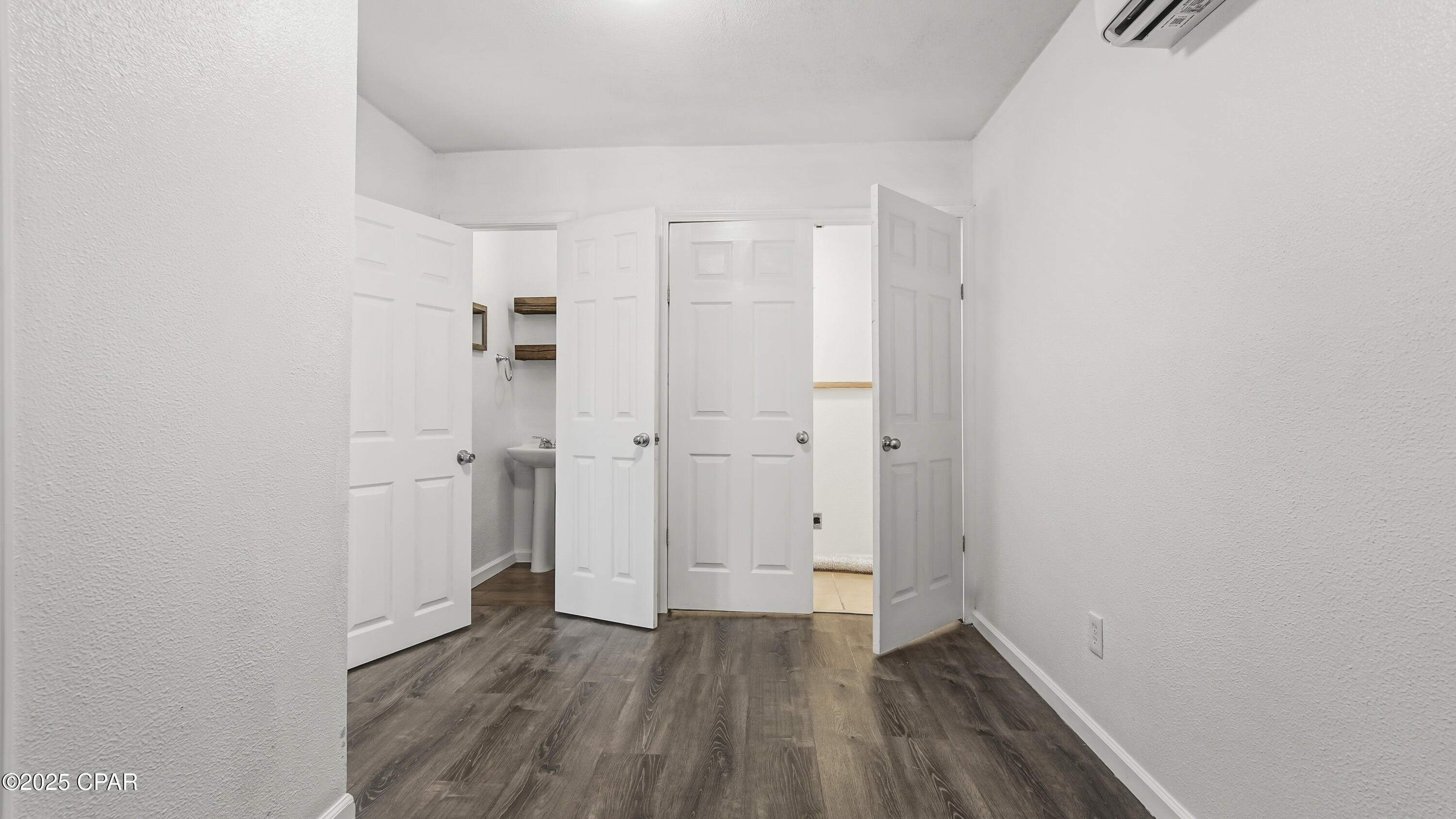 Image 25 For 5644 Martin Court