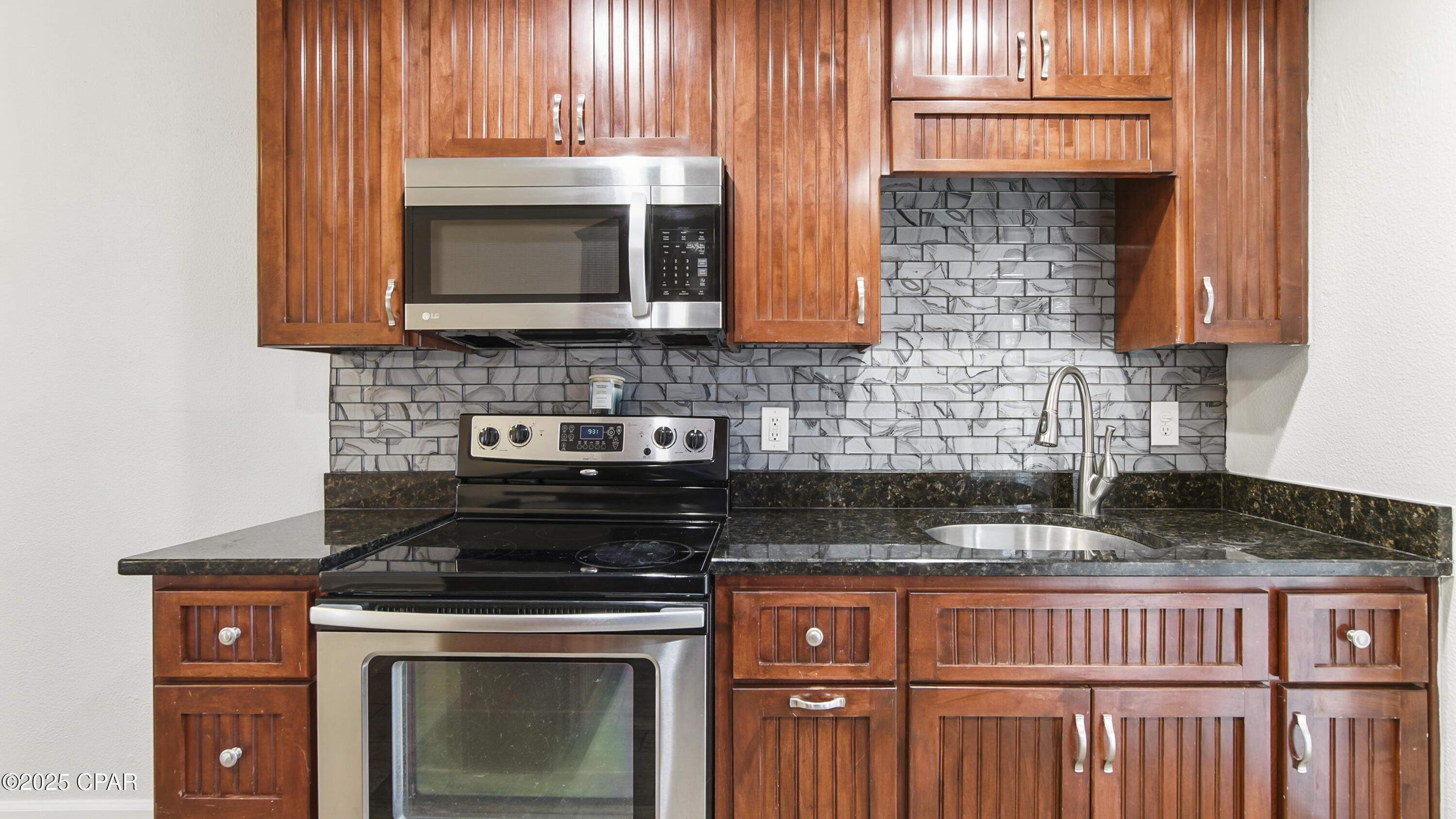 Image 30 For 5644 Martin Court