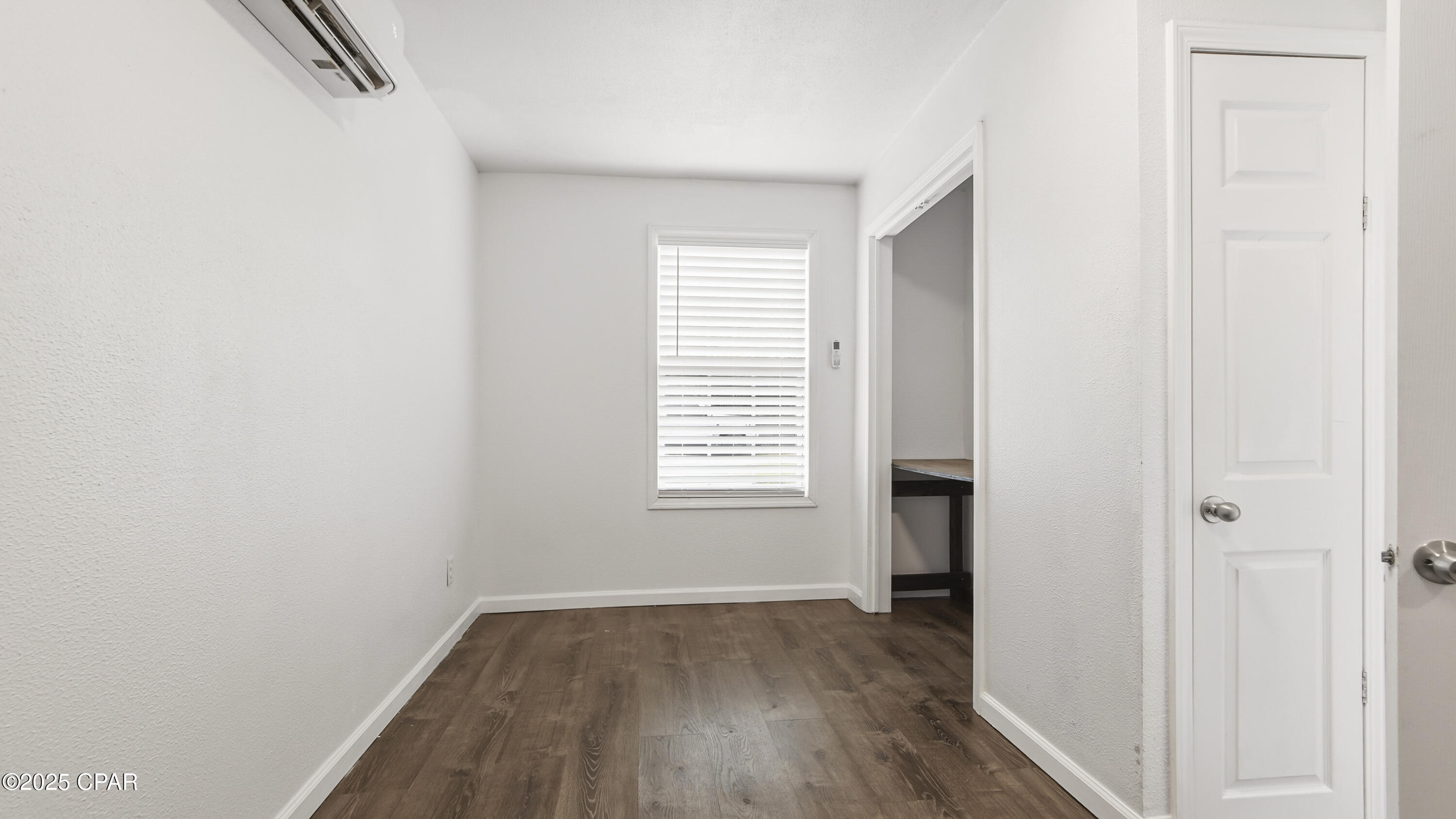 Image 5 For 5644 Martin Court