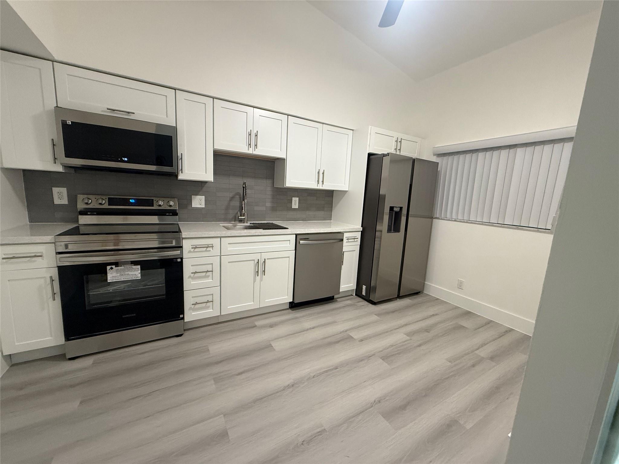 Coral Spgsiversity Drive