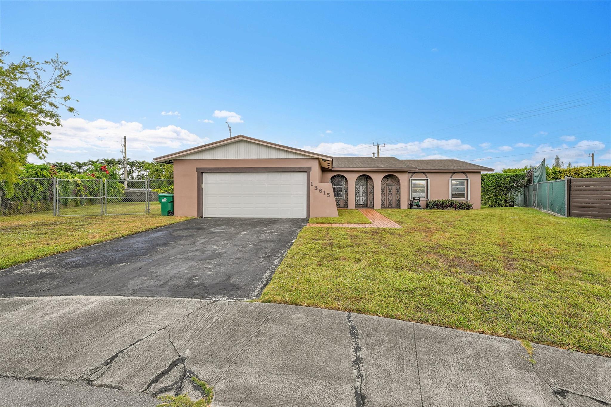 Homes for sale in Miami, FL | 13615 Sw 72Nd Ter, Miami, FL 33183 | MLS# F10538502