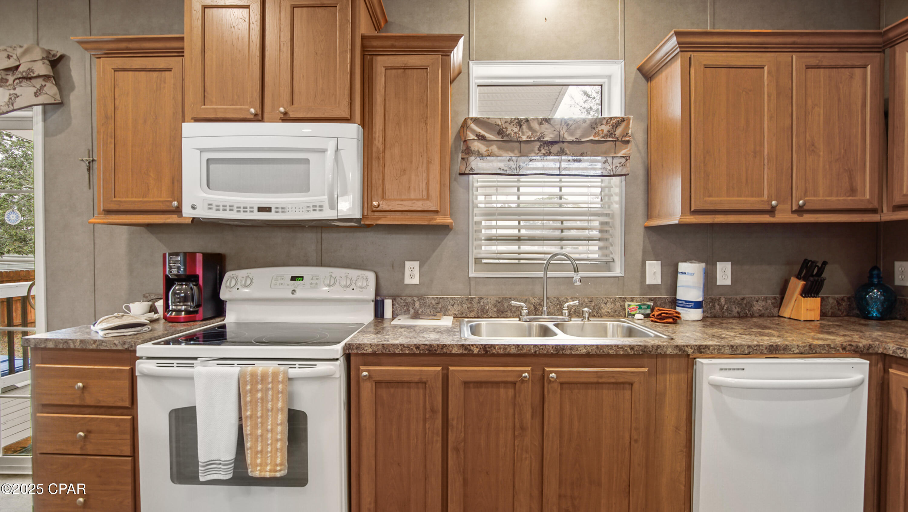 Image 10 For 105 Evergreen Street