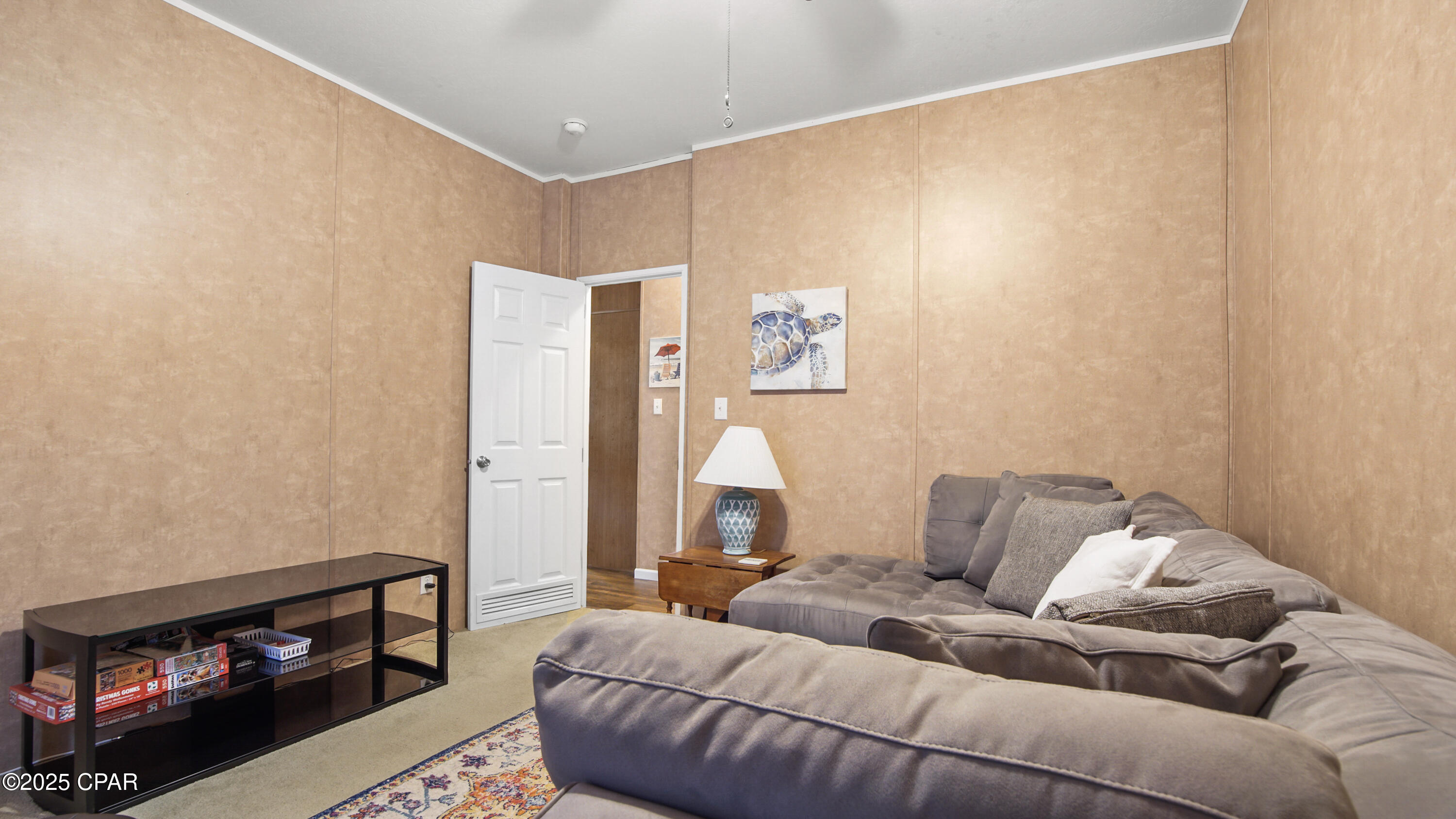 Image 21 For 105 Evergreen Street