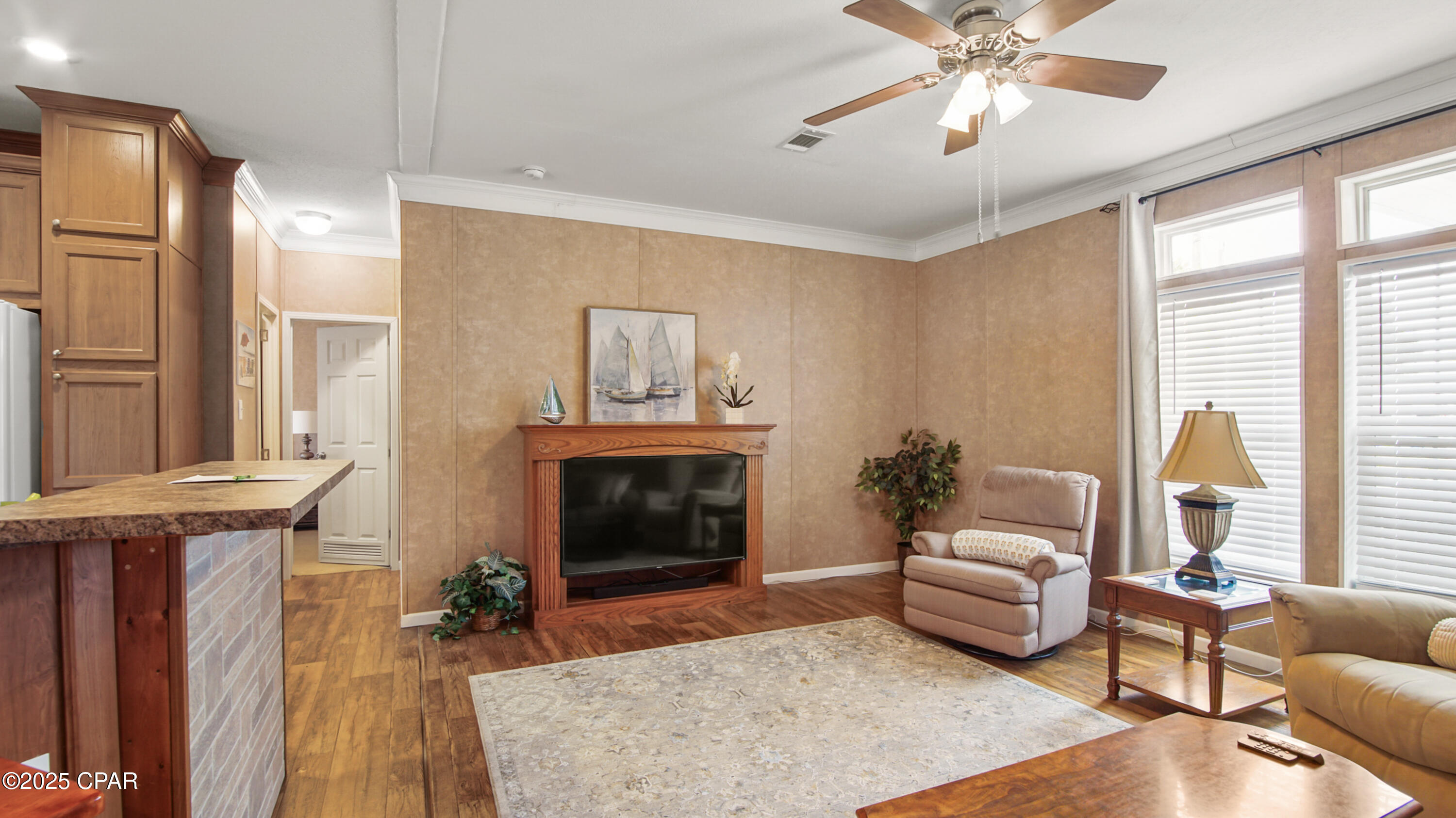 Image 7 For 105 Evergreen Street