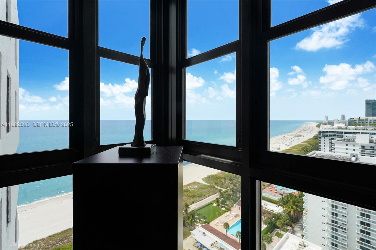 Club Atlantis Condo