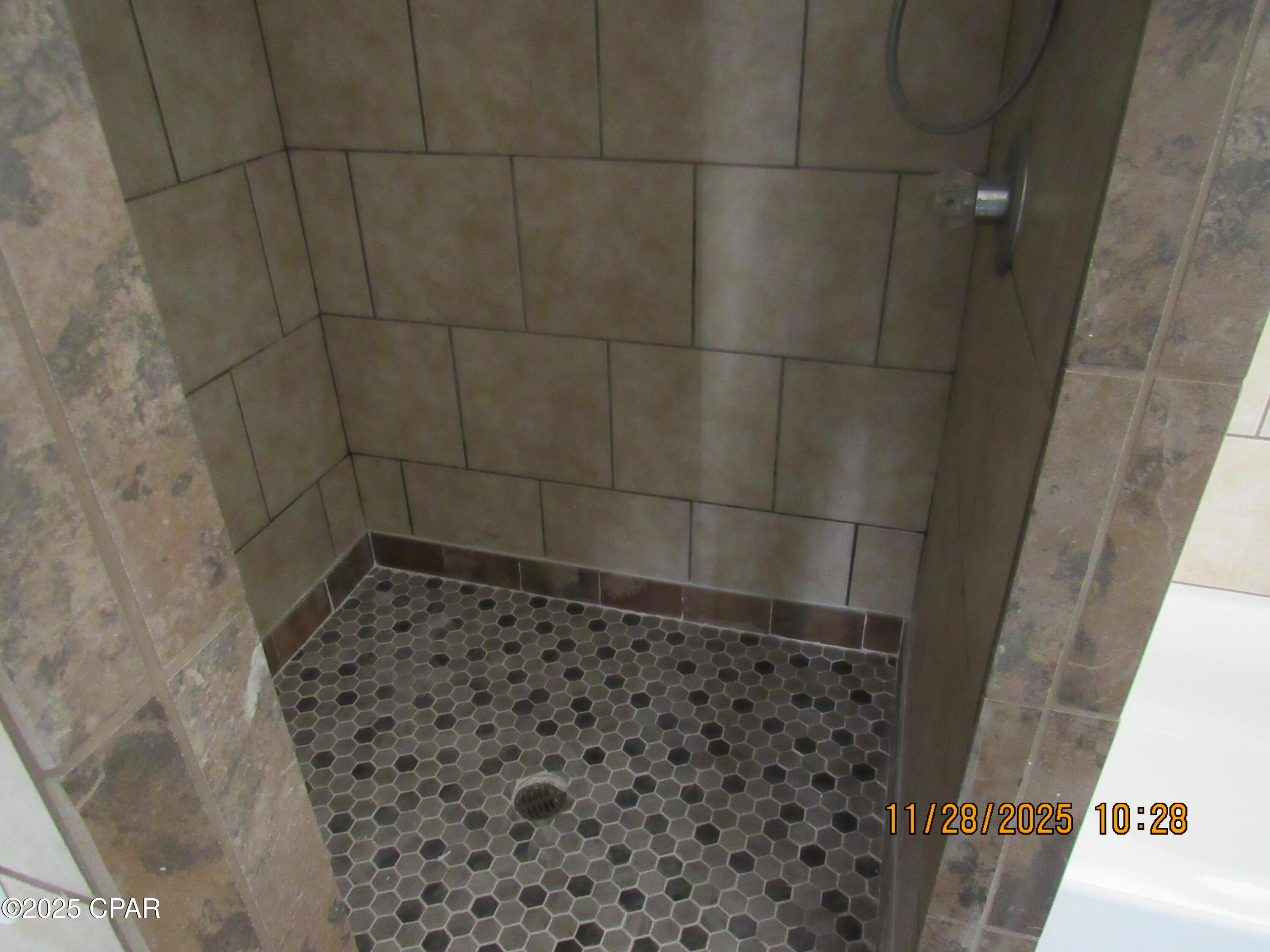 Image 36 For 2988 Five Points Road