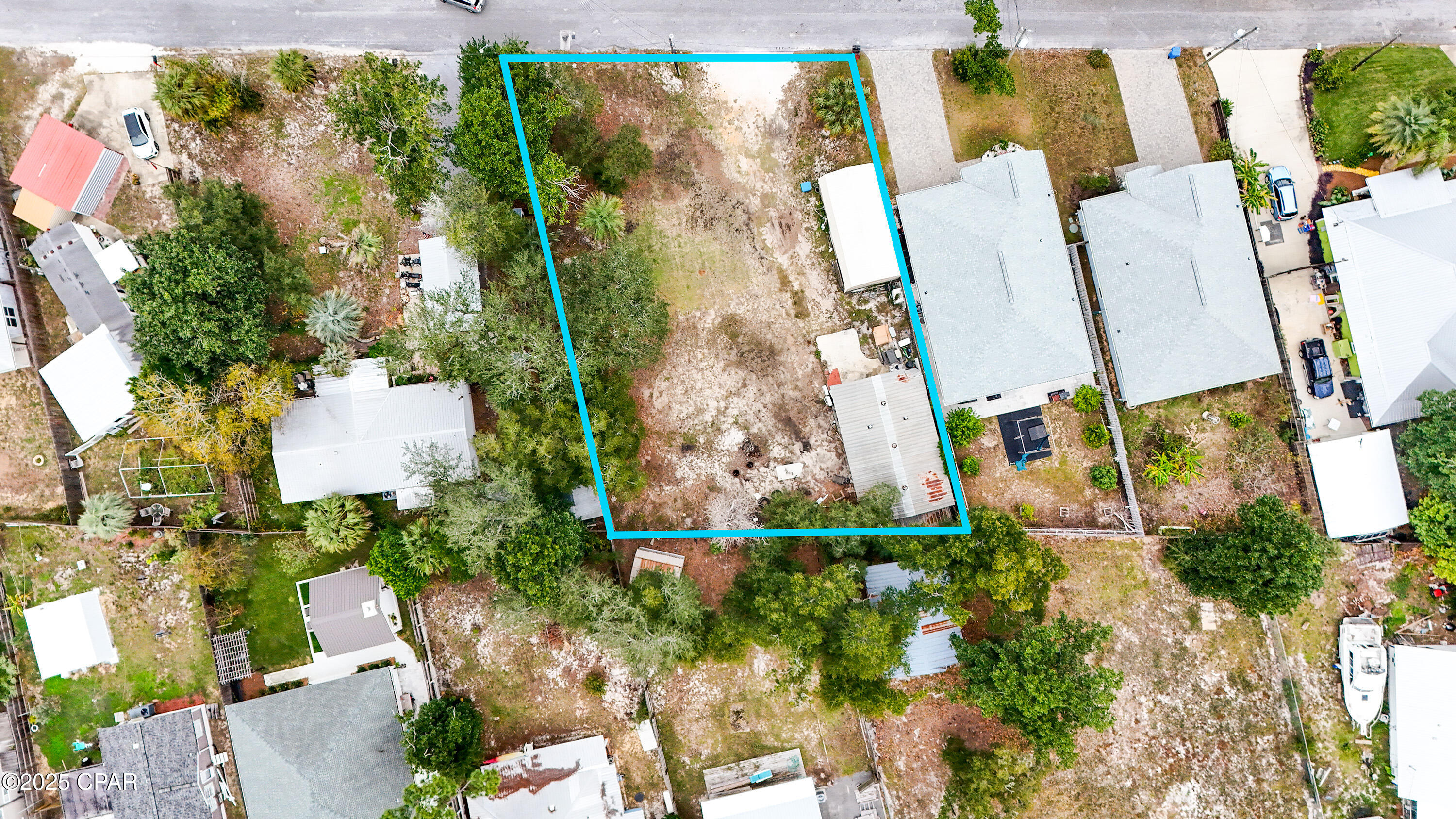 Listing photo id 3 for 4133 Catherine Street