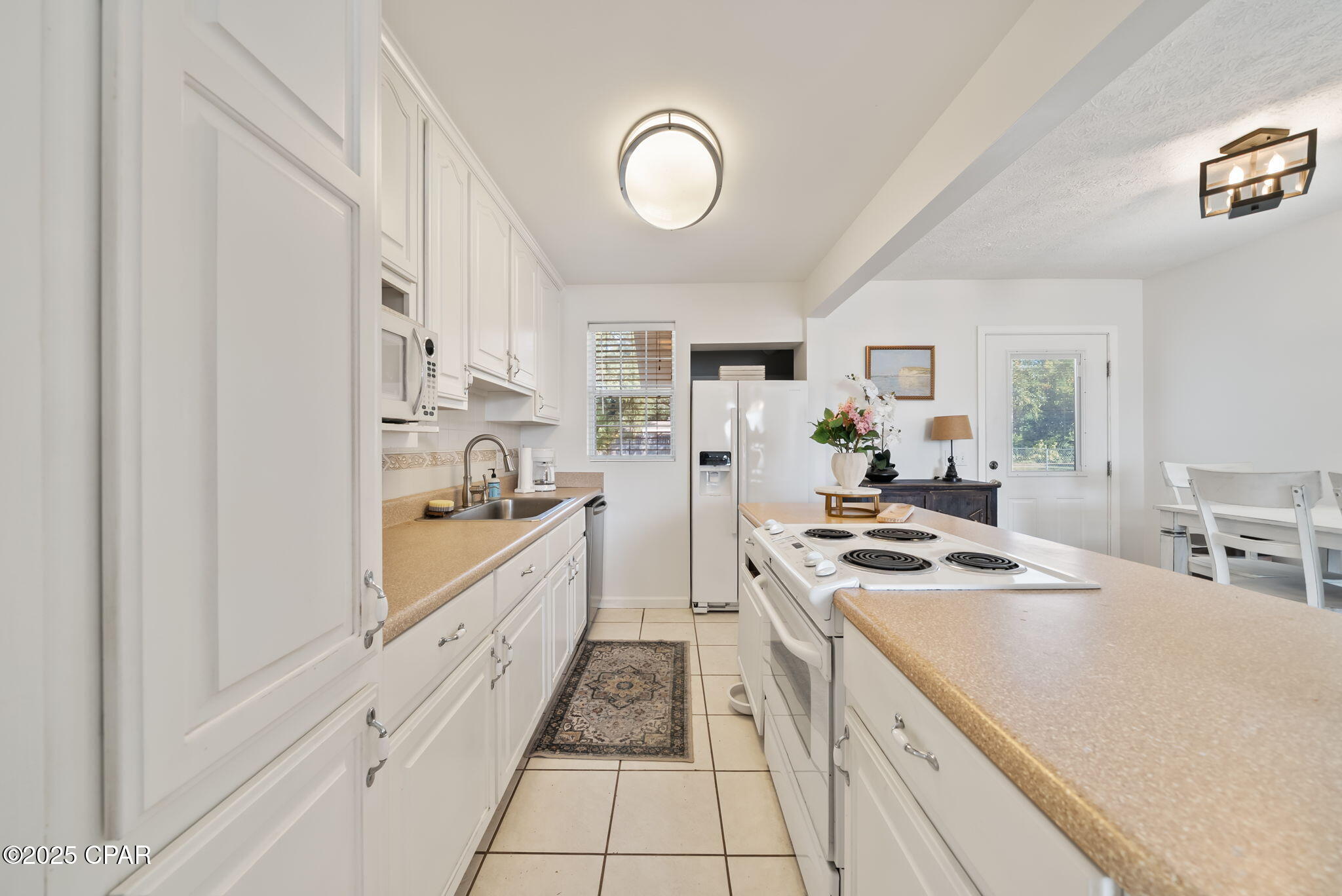 Image 15 For 440 Macarthur Avenue