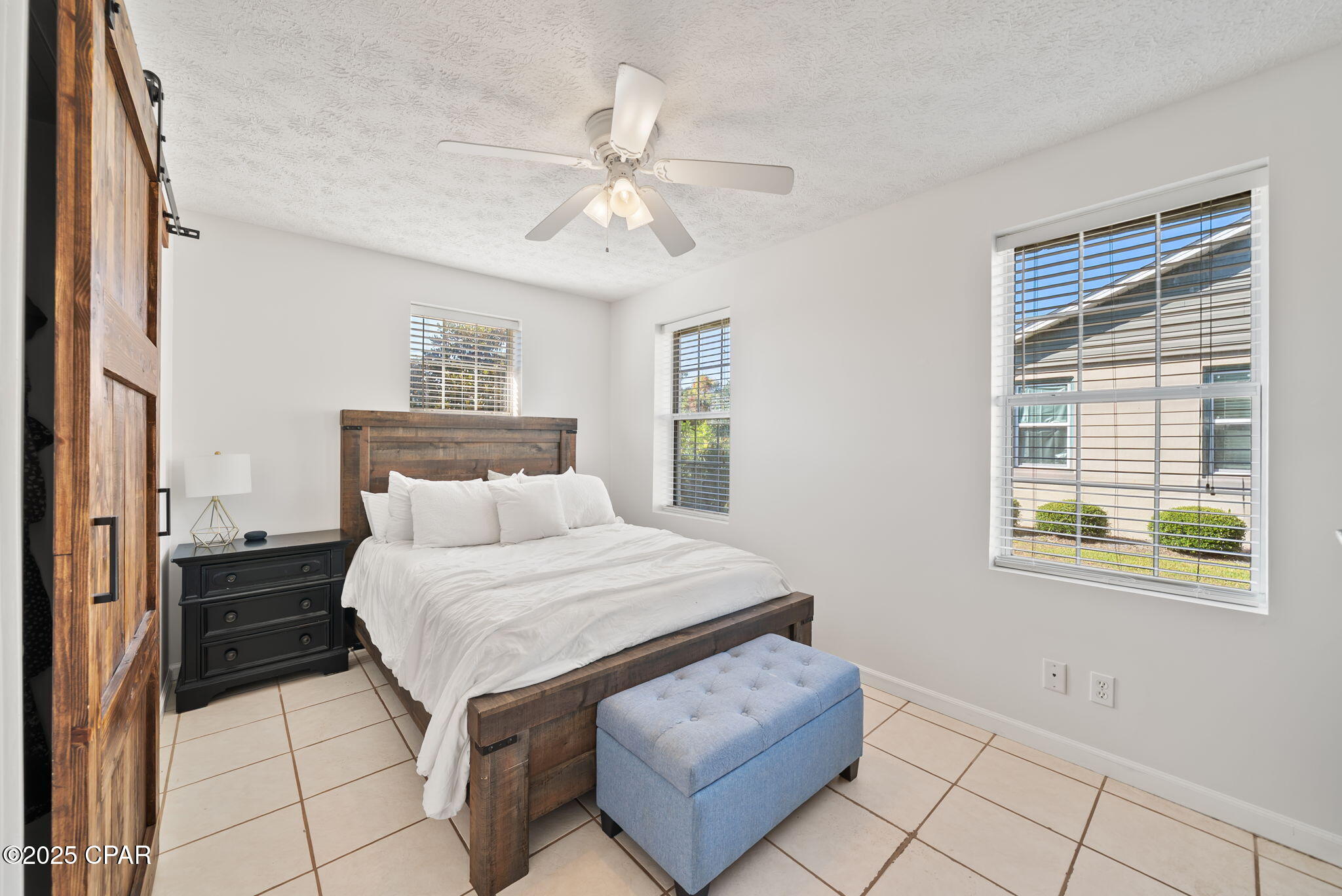 Image 19 For 440 Macarthur Avenue